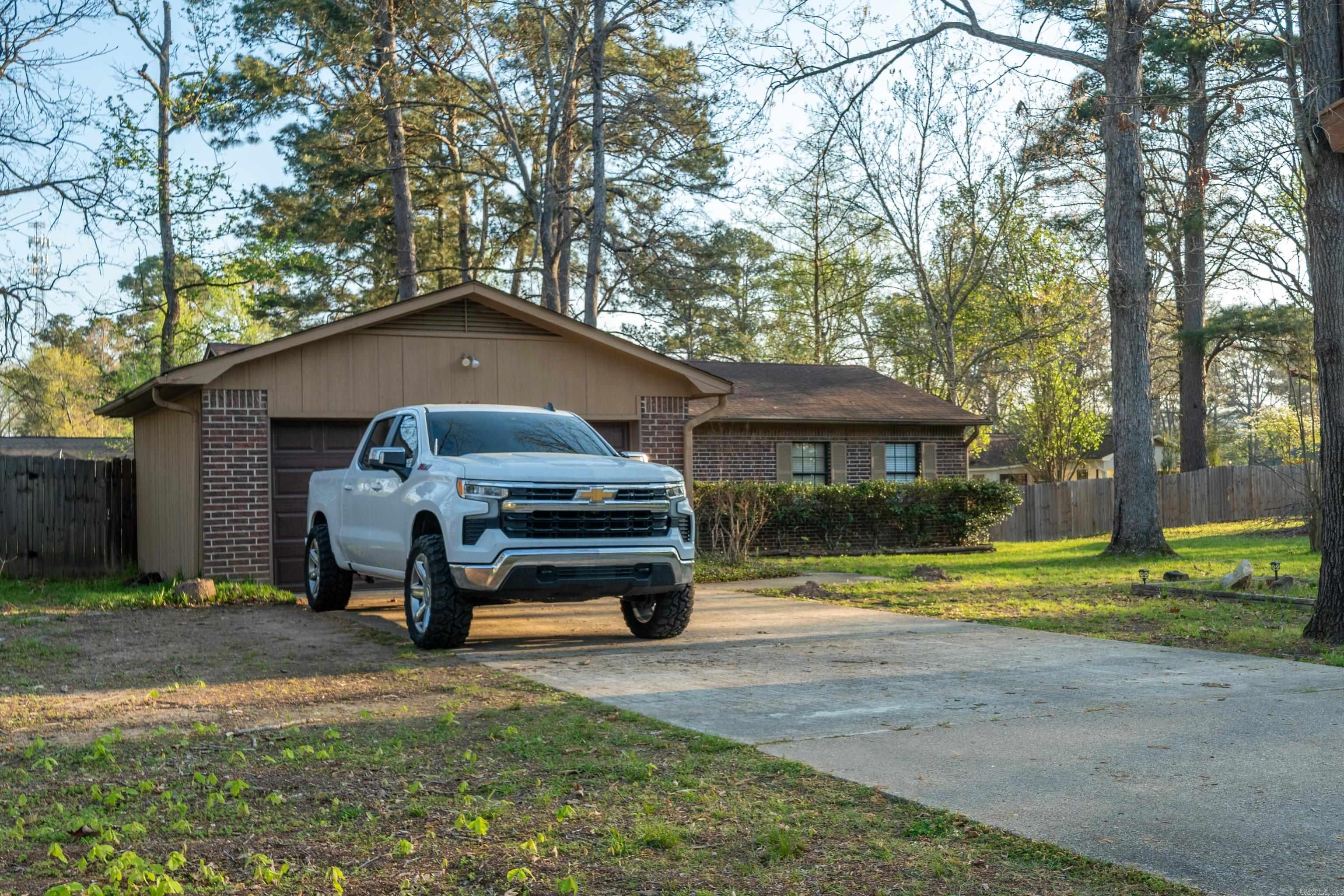 147 Dark Forest  Hot Springs, AR