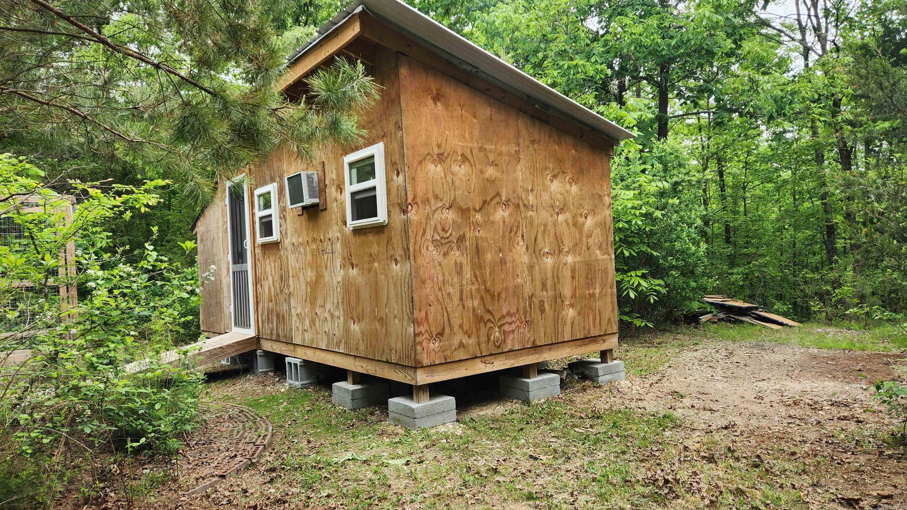 2014 W Highway 8  Norman, AR