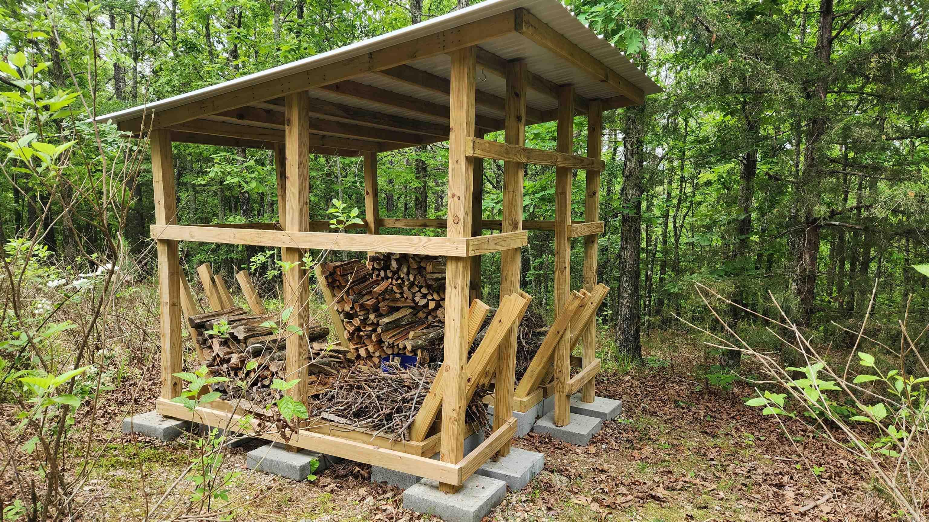 2014 W Highway 8  Norman, AR