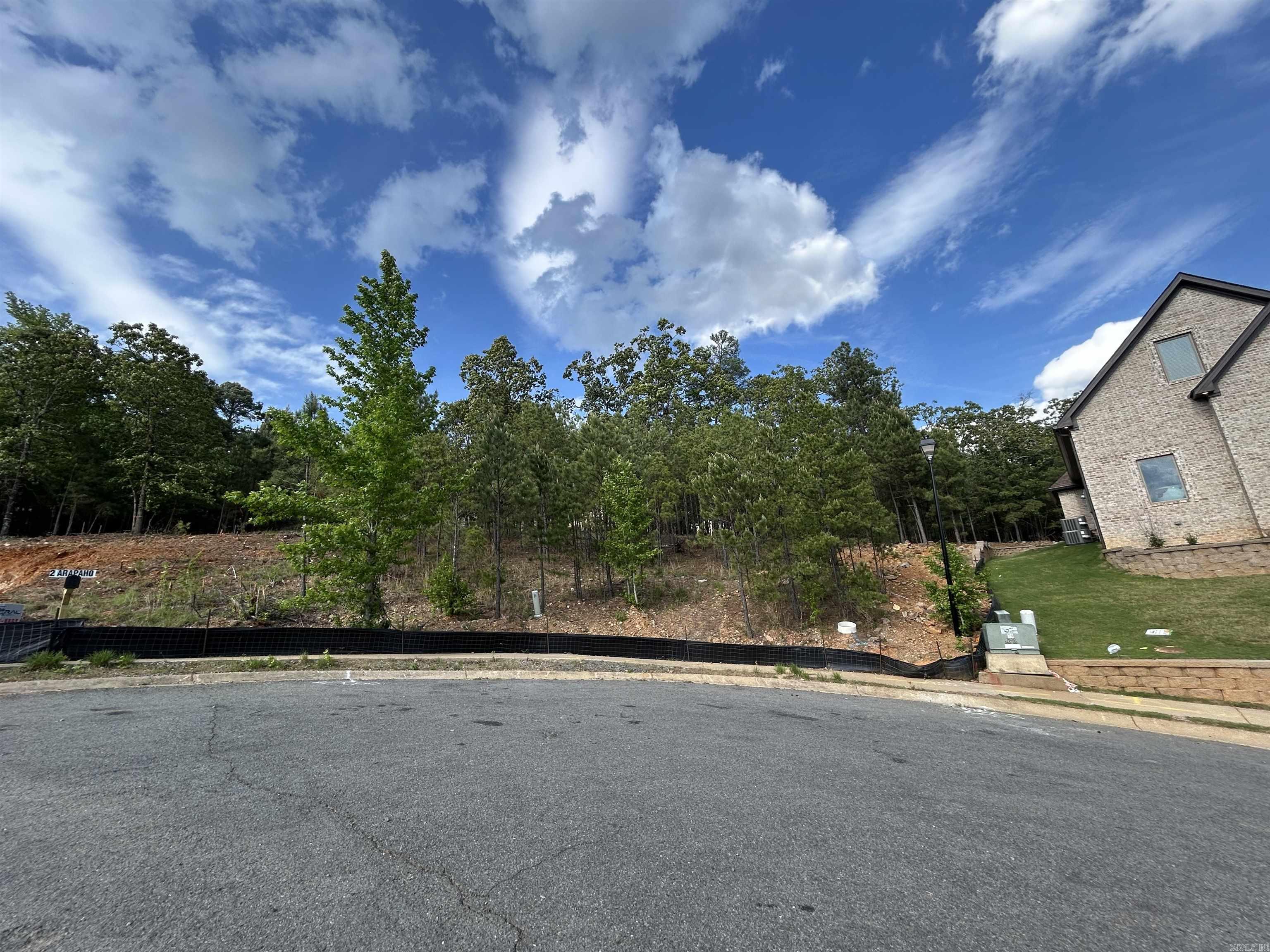 3 Arapaho Ct  Little Rock, AR