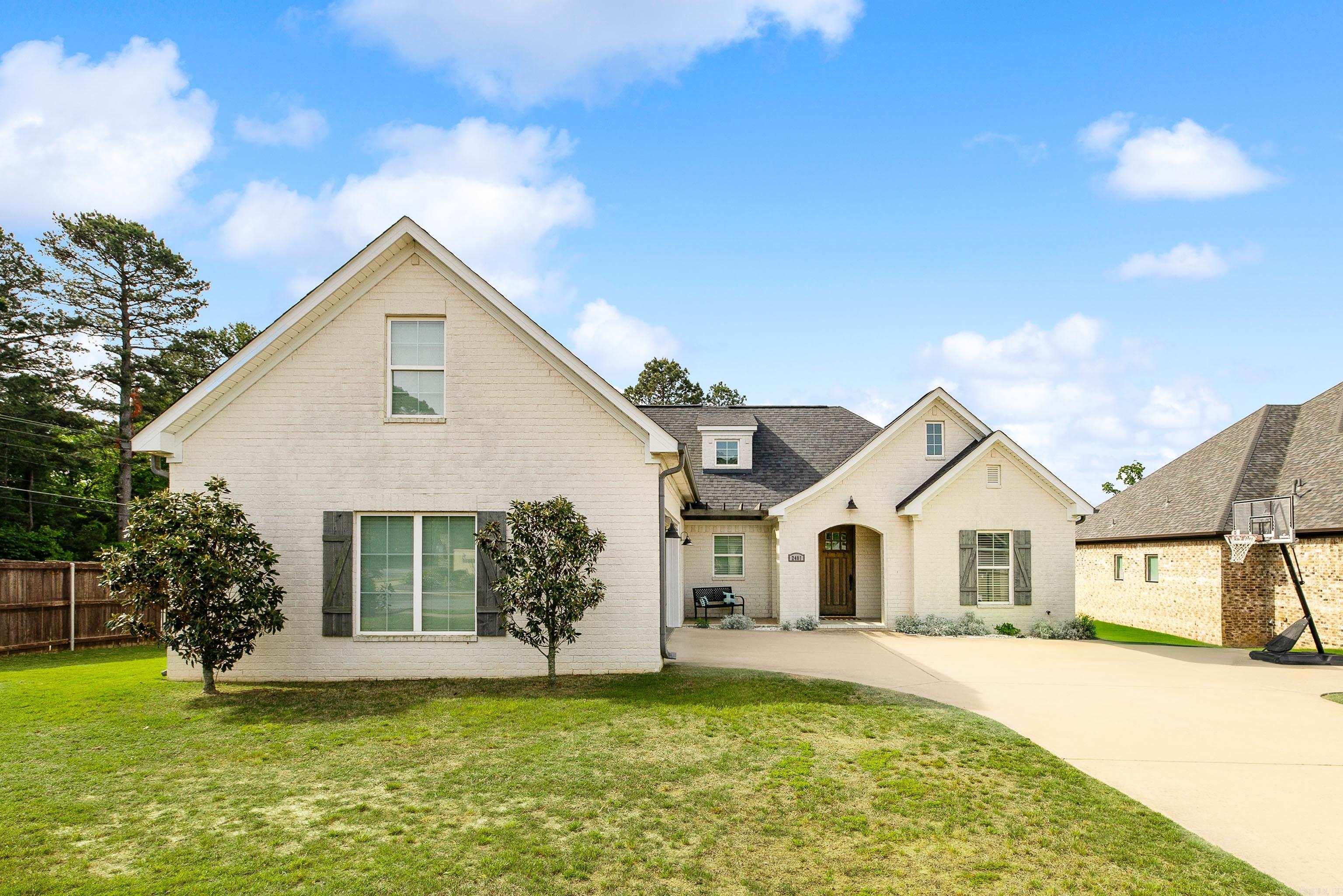 2401 Aberdeen  Bryant, AR