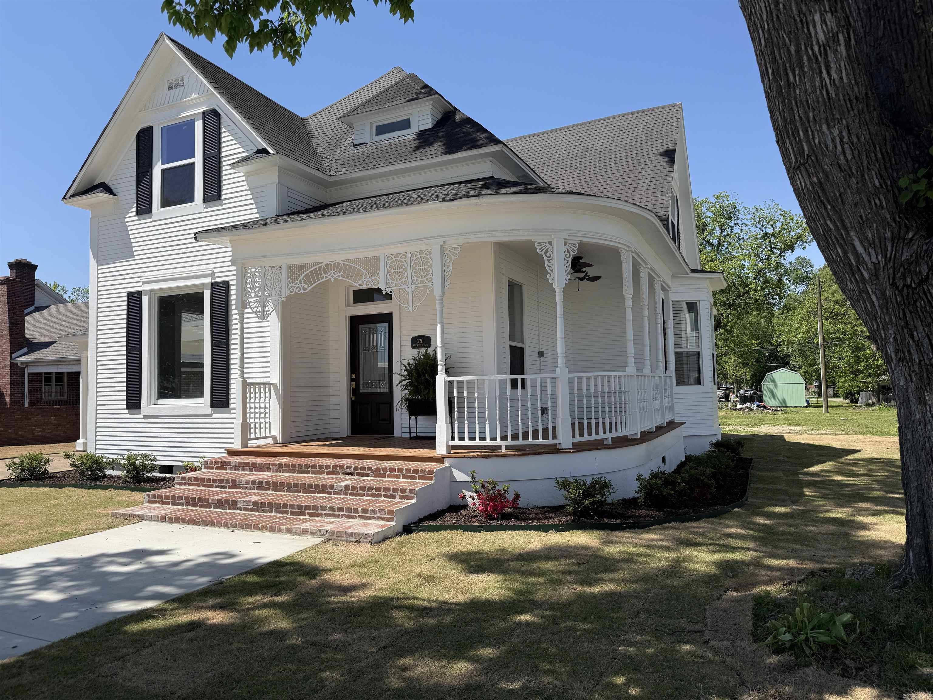 320 Kenwood Ave  Lepanto, AR