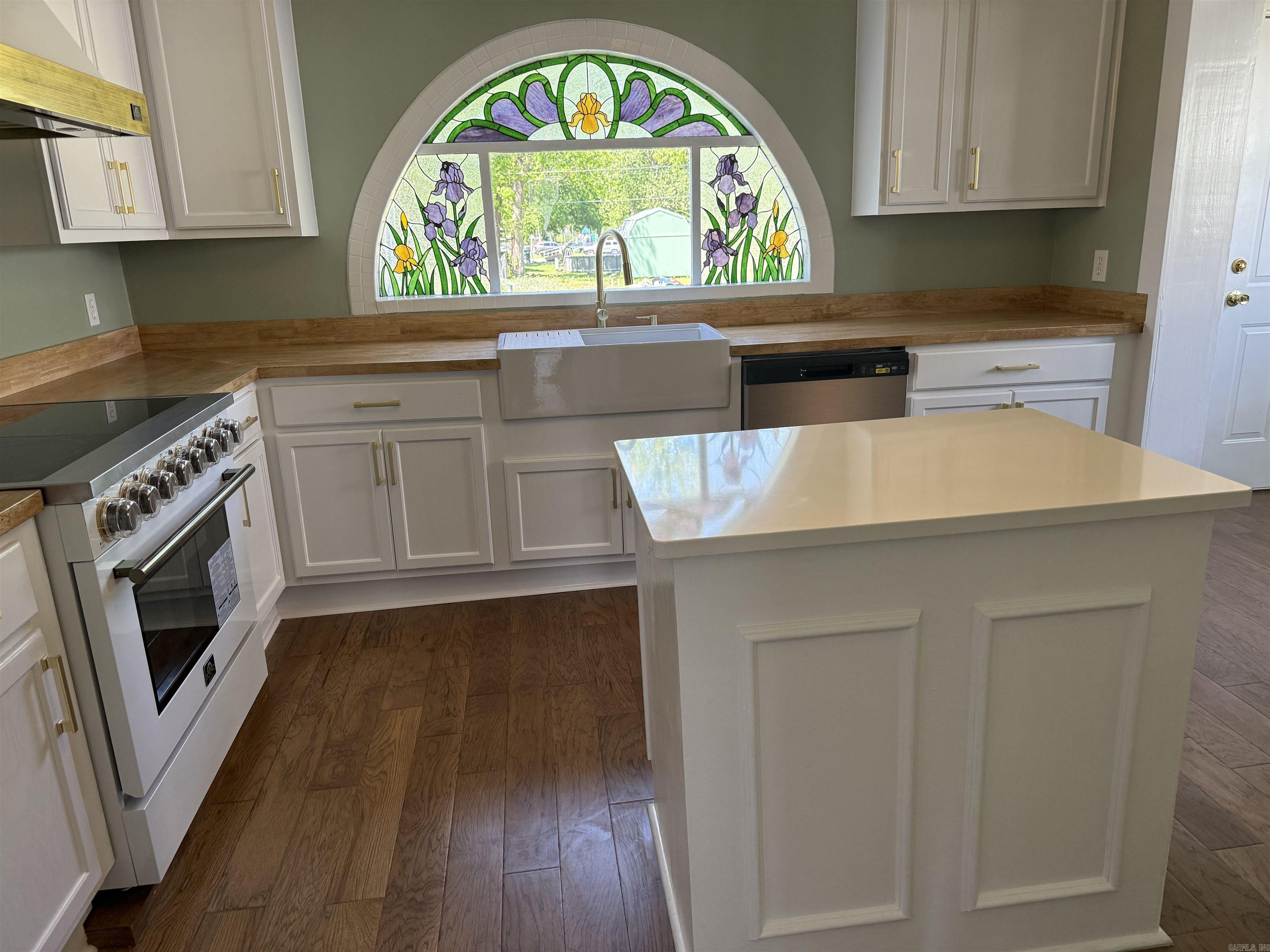 320 Kenwood Ave  Lepanto, AR