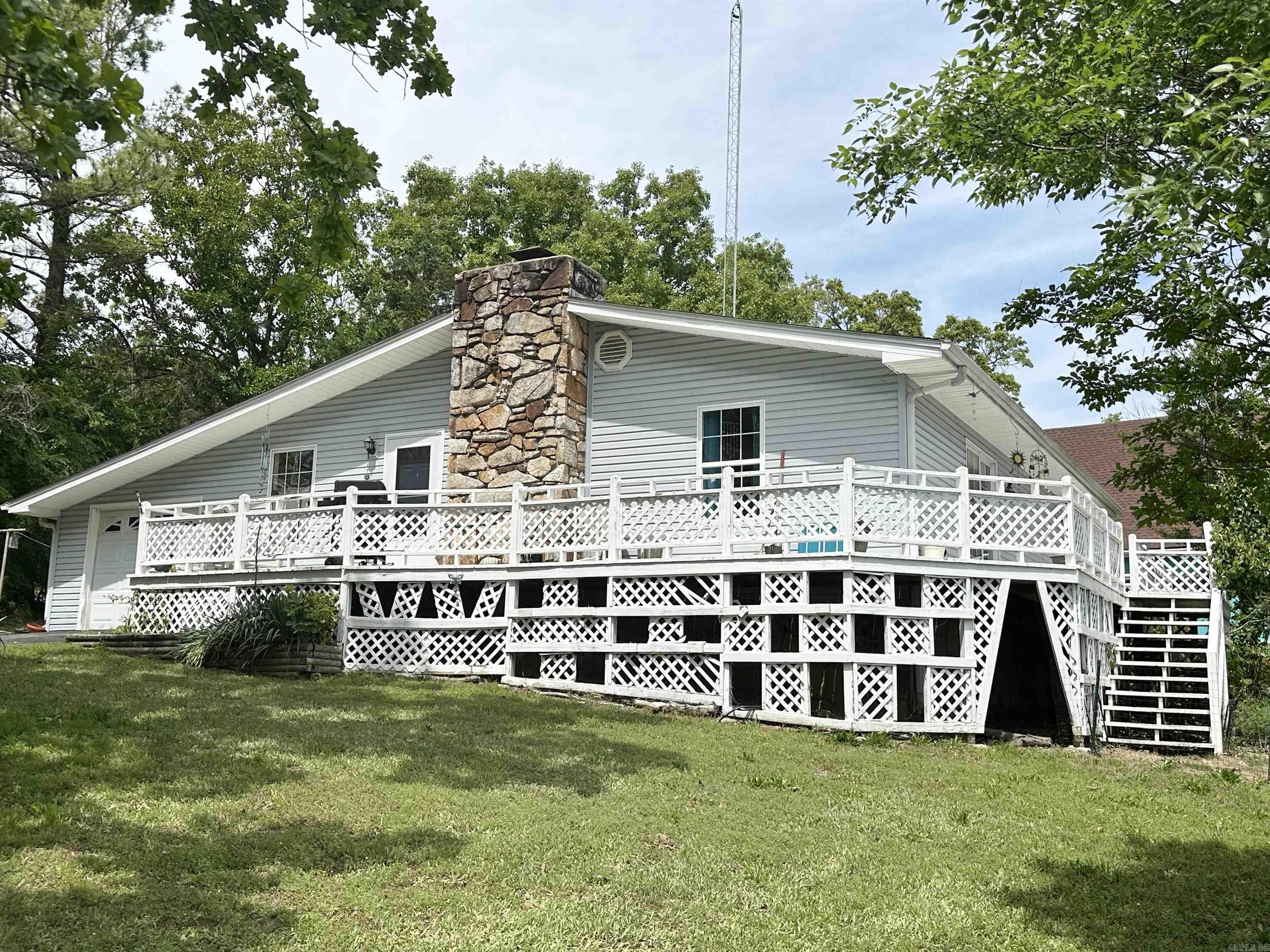 300 Fairway  Horseshoe Bend, AR