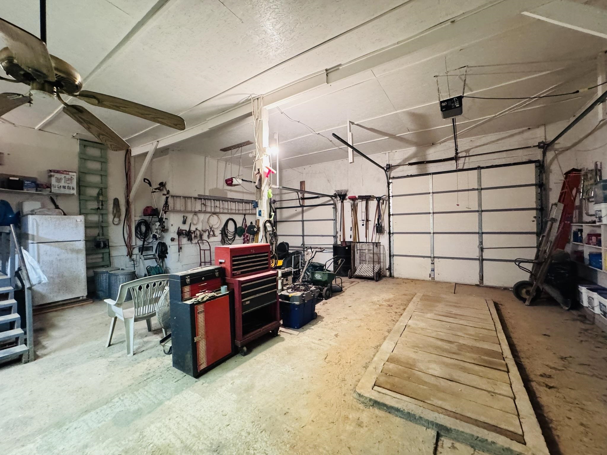 884 J Bar J Circle  Violet Hill, AR