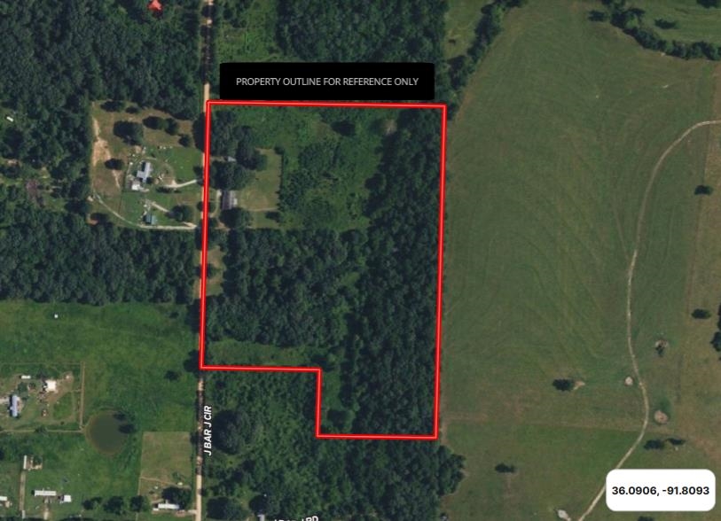 884 J Bar J Circle  Violet Hill, AR