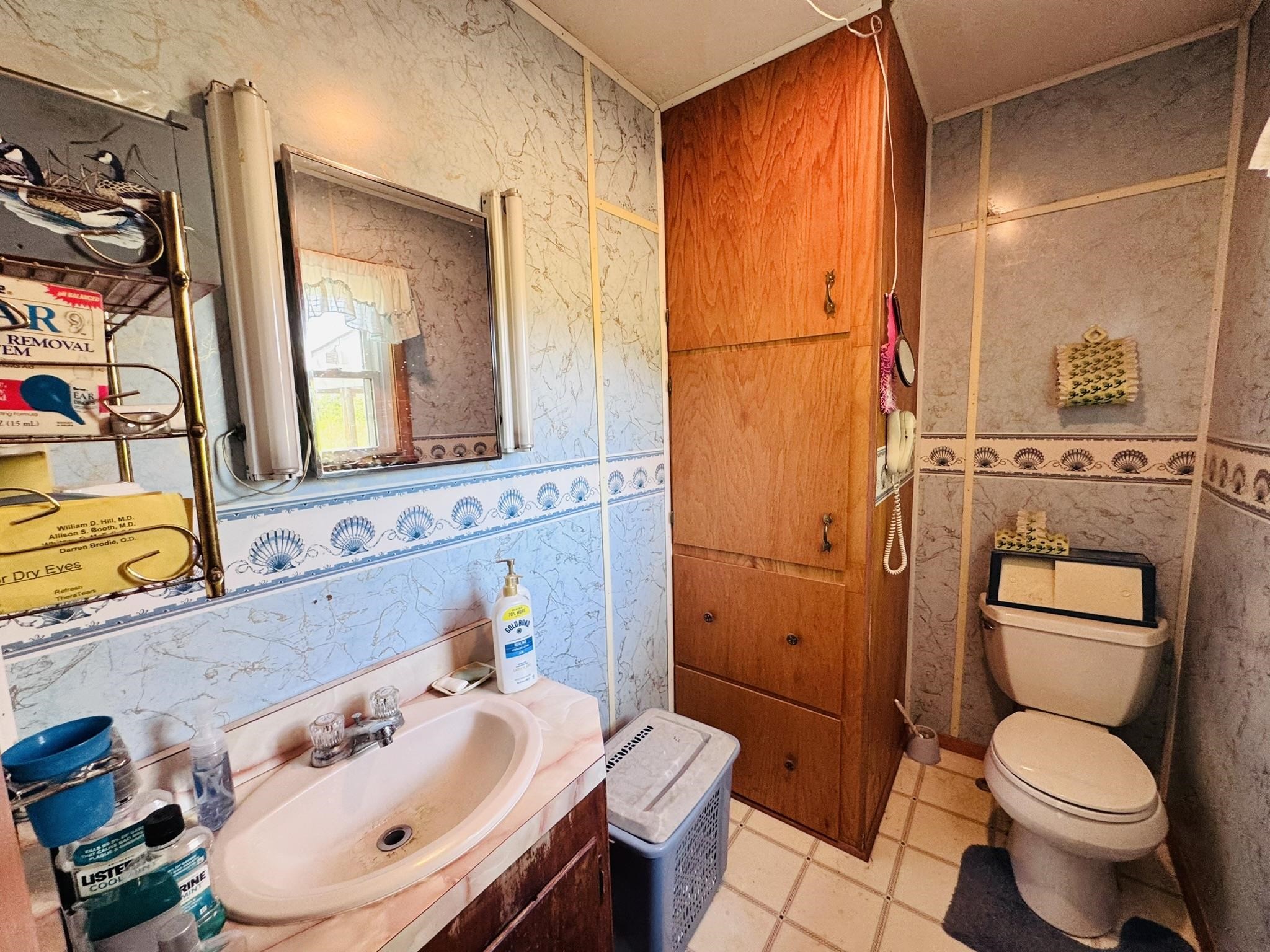 884 J Bar J Circle  Violet Hill, AR