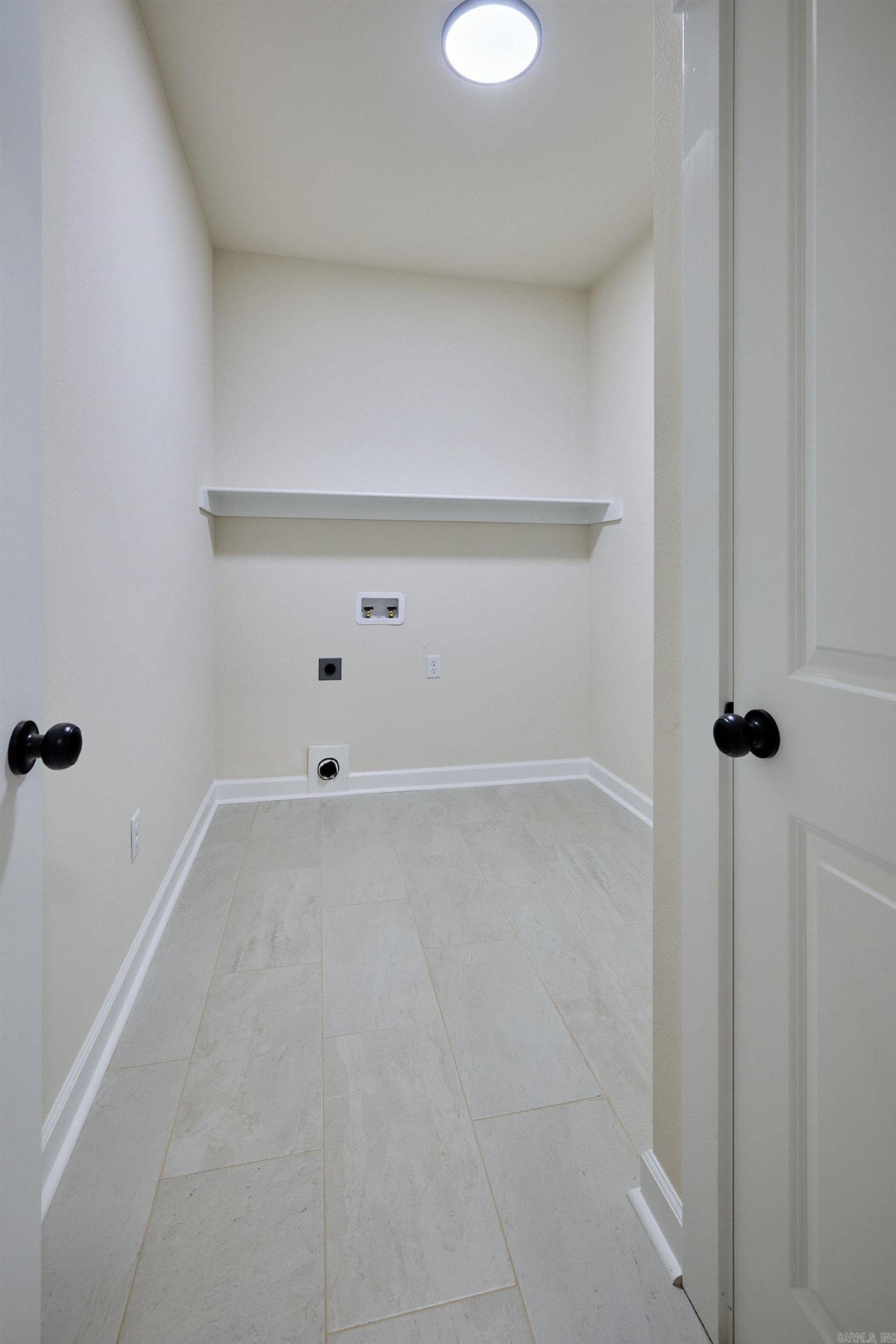 10573 W Miller Sardis Road  Bauxite, AR