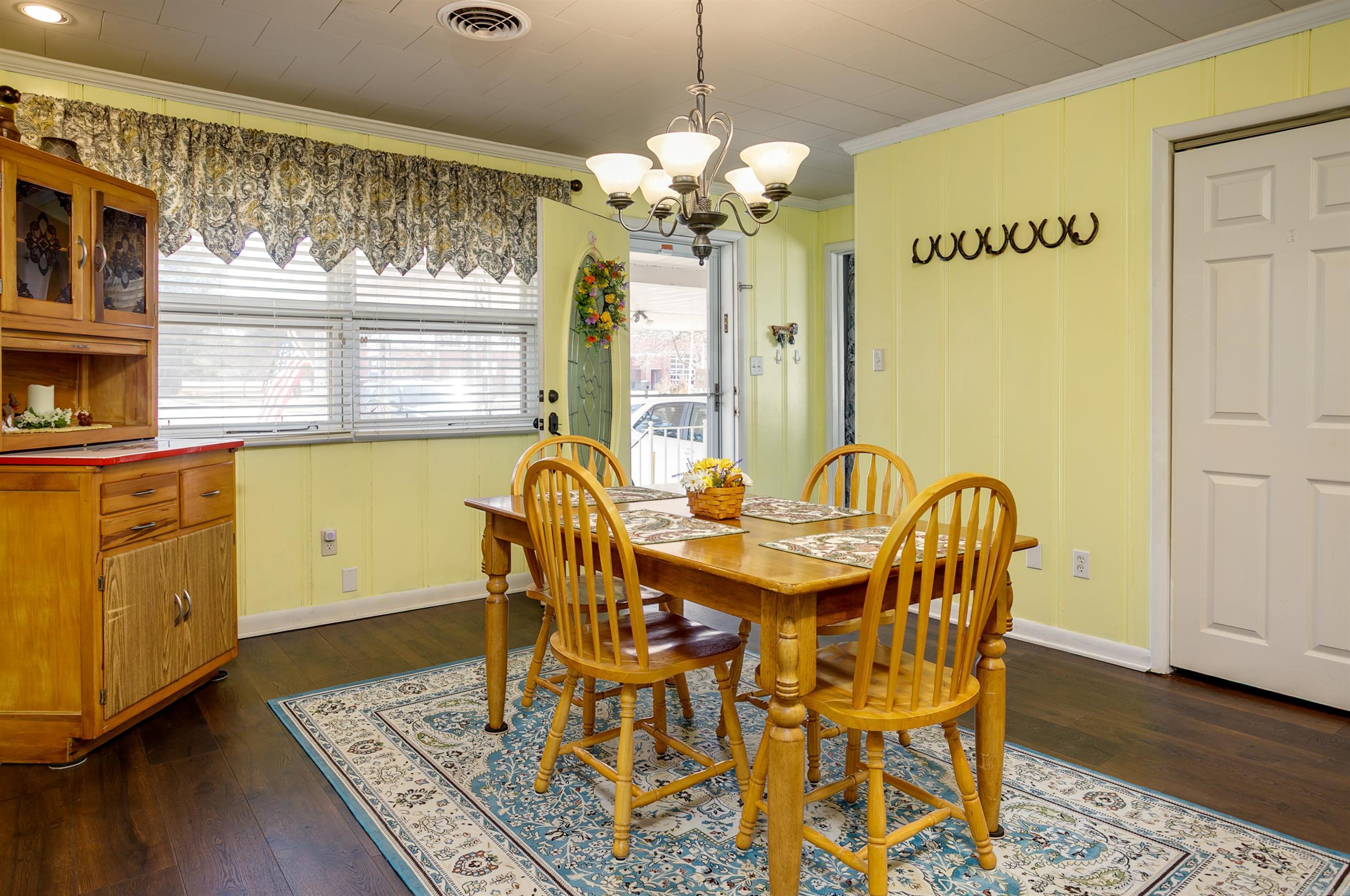 1110 W Nettleton  Jonesboro, AR