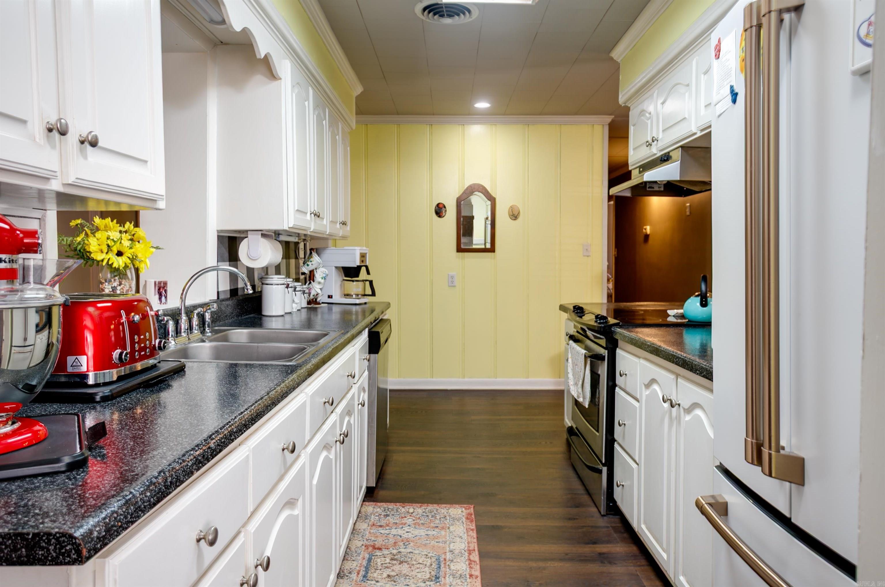 1110 W Nettleton  Jonesboro, AR