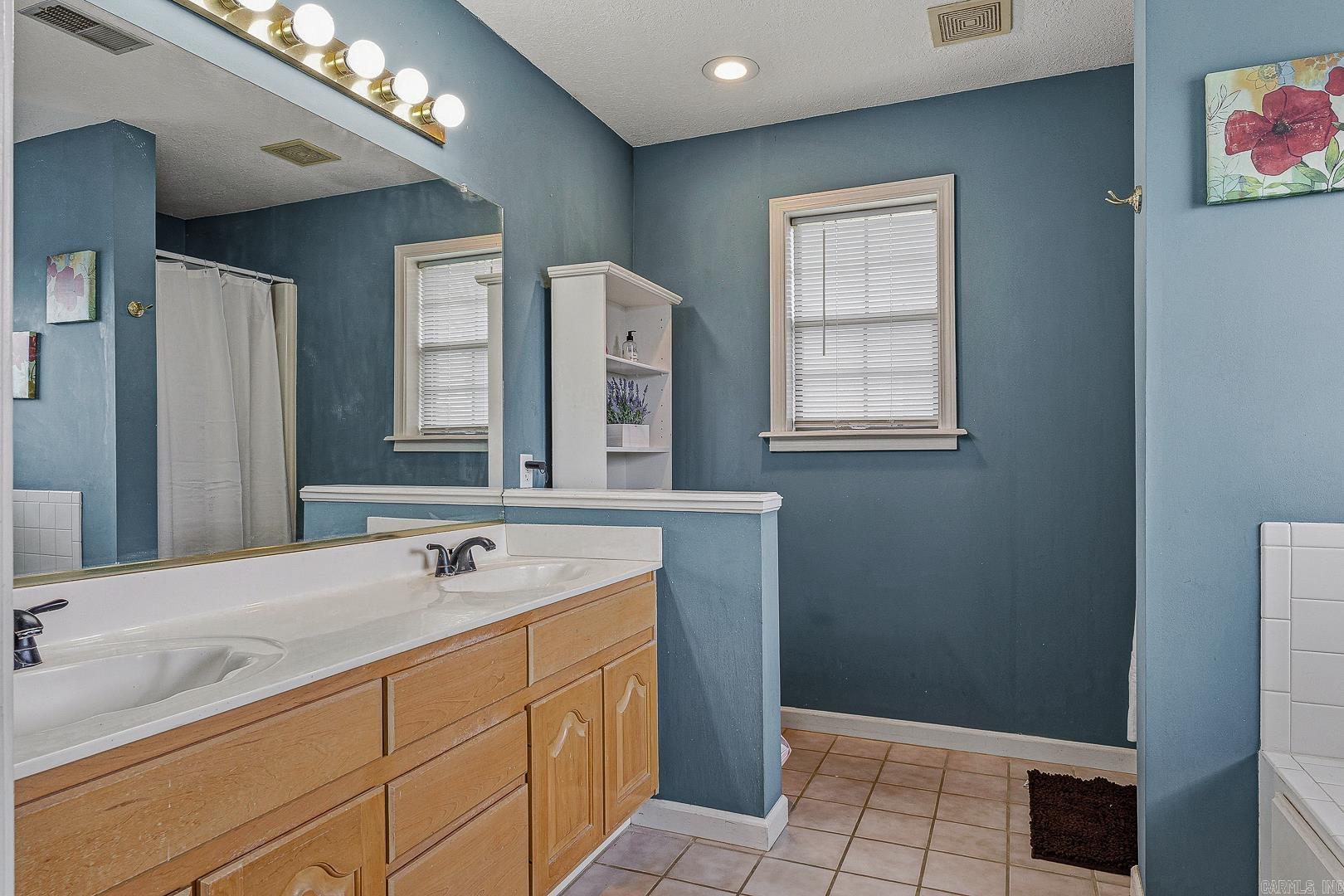 1714 High Ridge  Jonesboro, AR