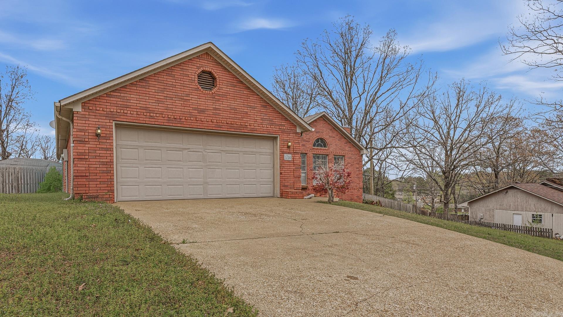 1714 High Ridge  Jonesboro, AR