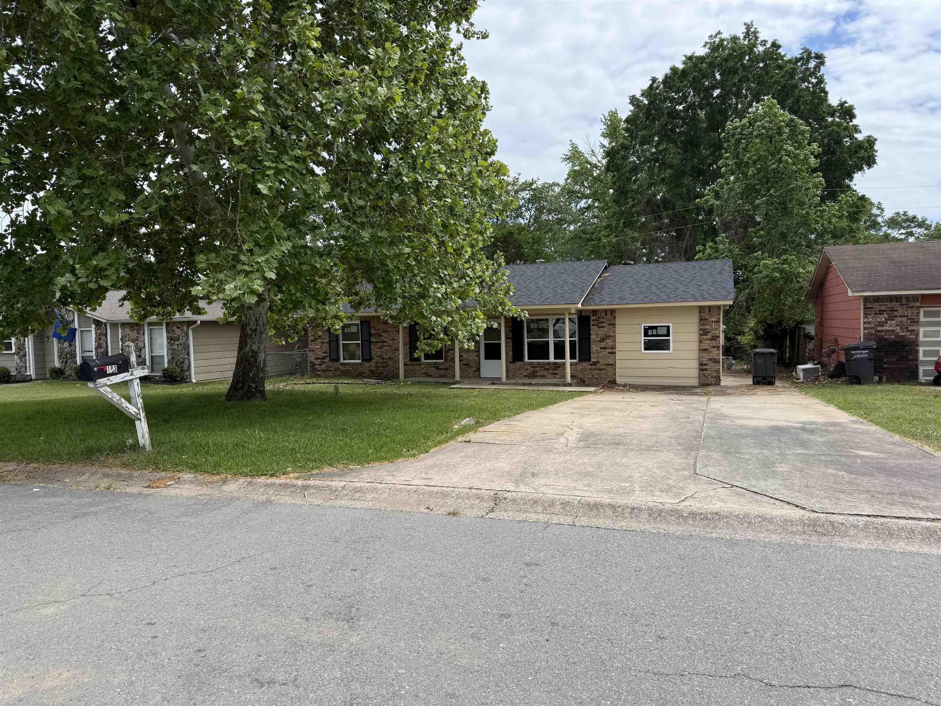 103 Briarfield  Jacksonville, AR