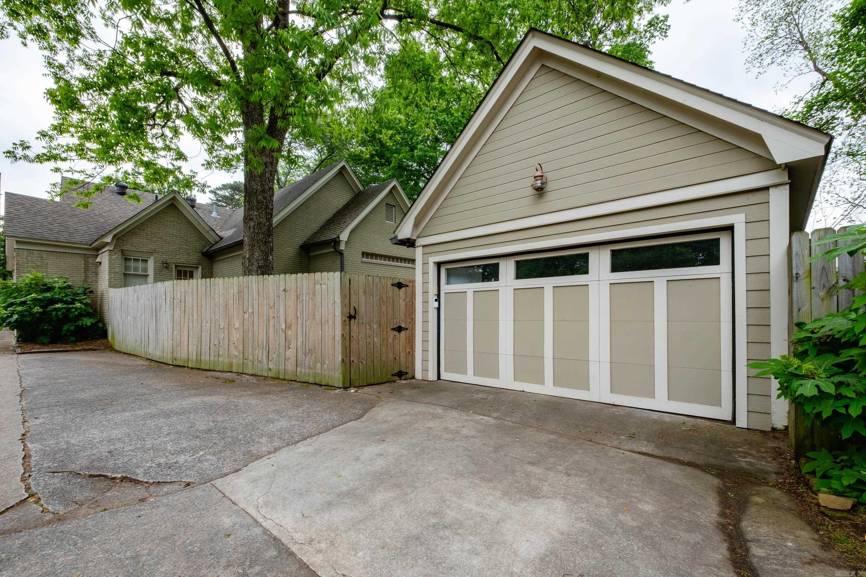 1724 N Monroe  Little Rock, AR