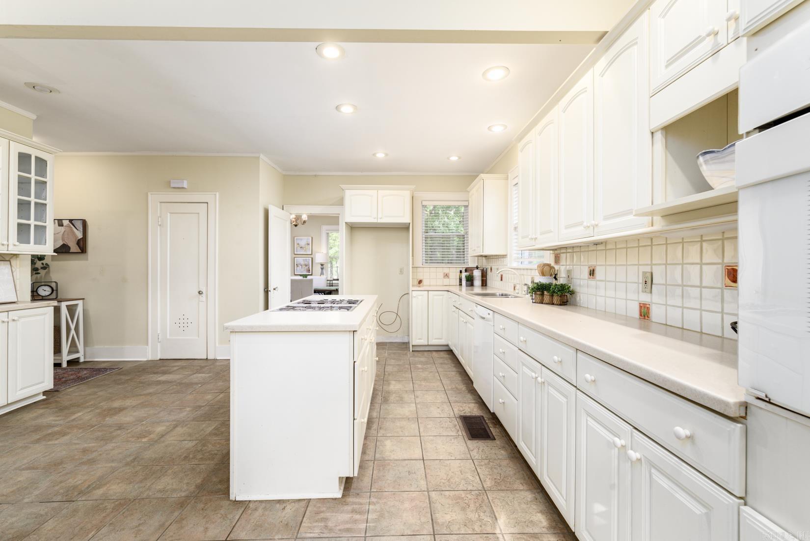 2719 N University  Little Rock, AR