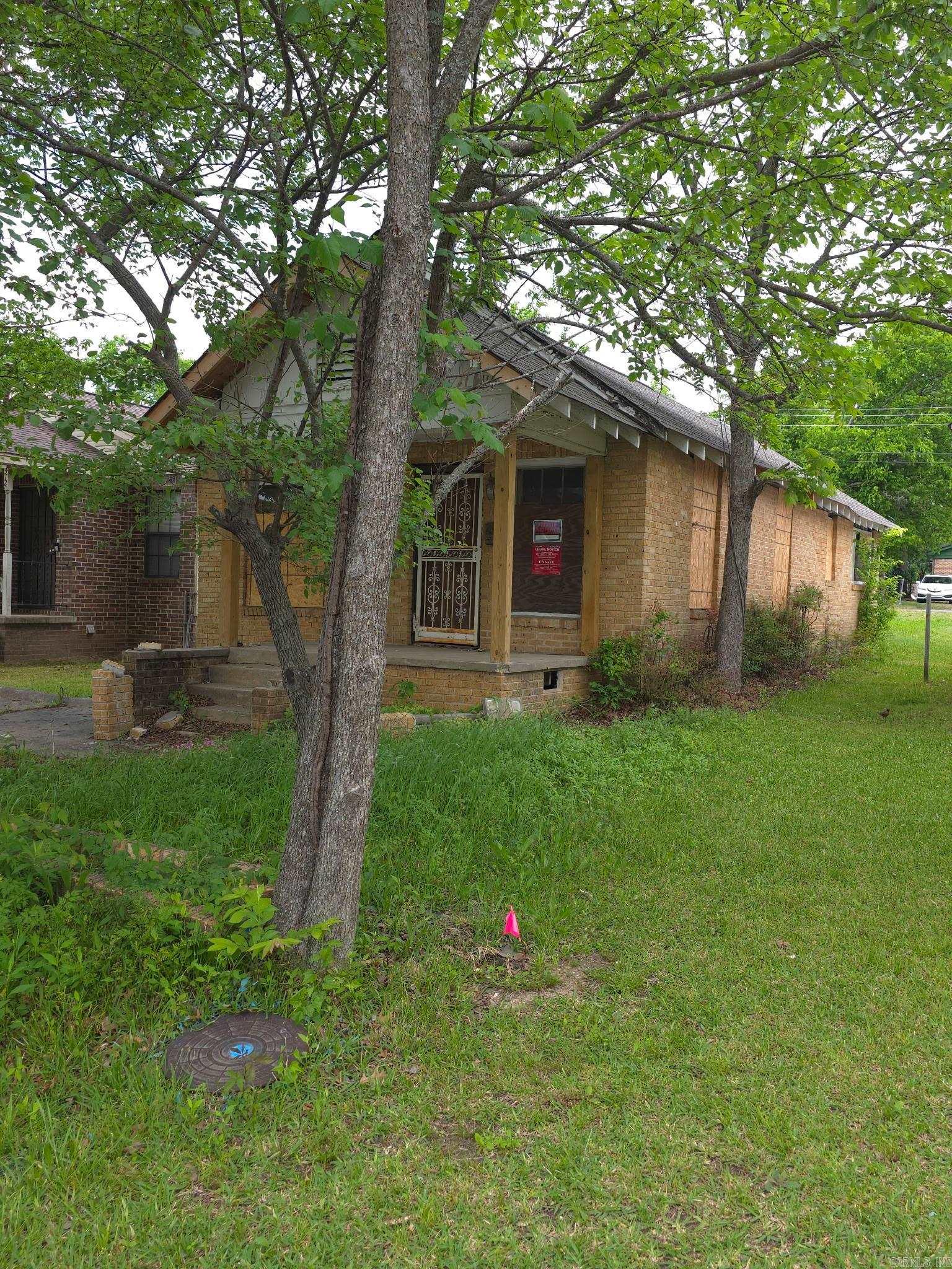 3716 W 17th Street  Little Rock, AR