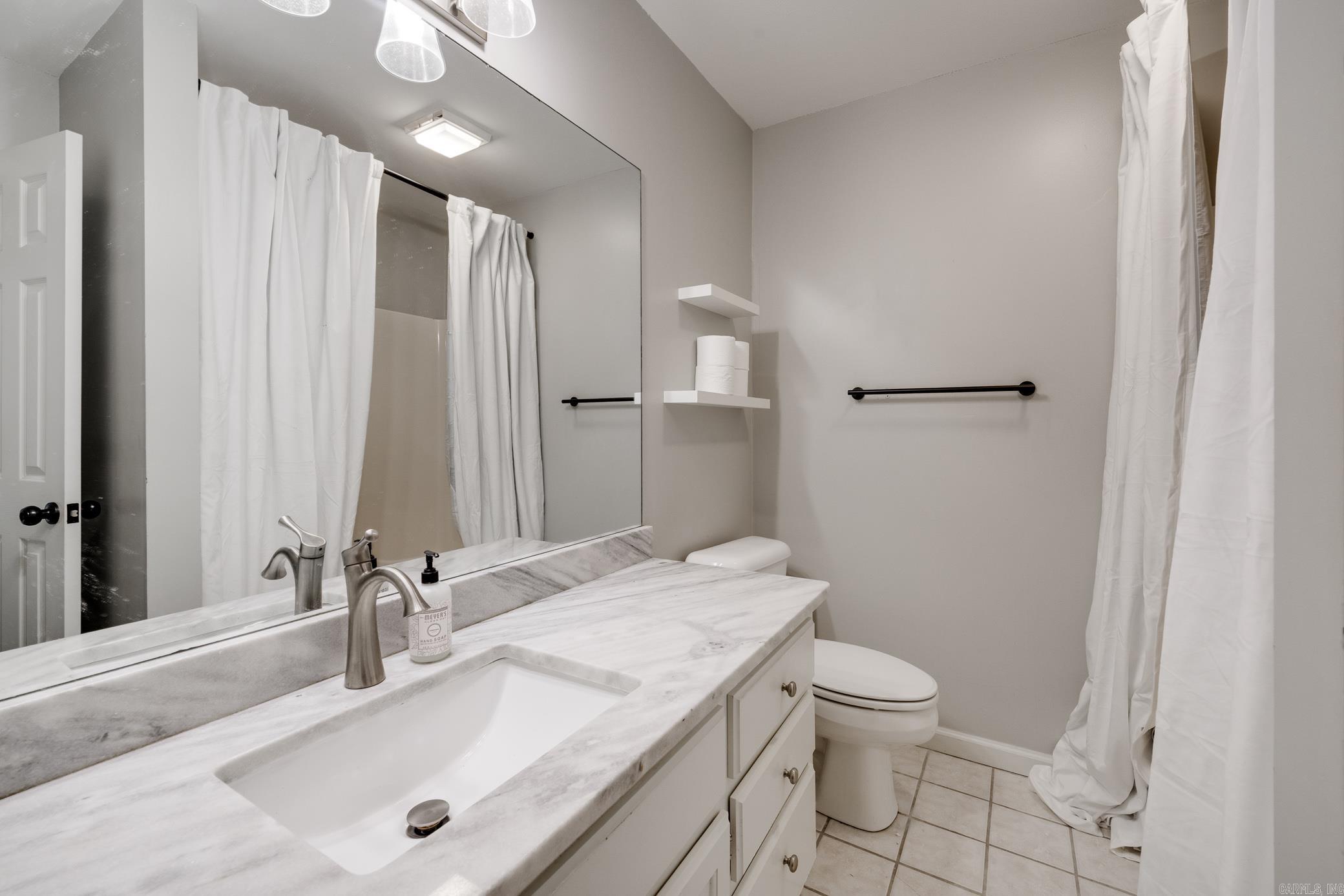 74 Garden Oaks  Maumelle, AR