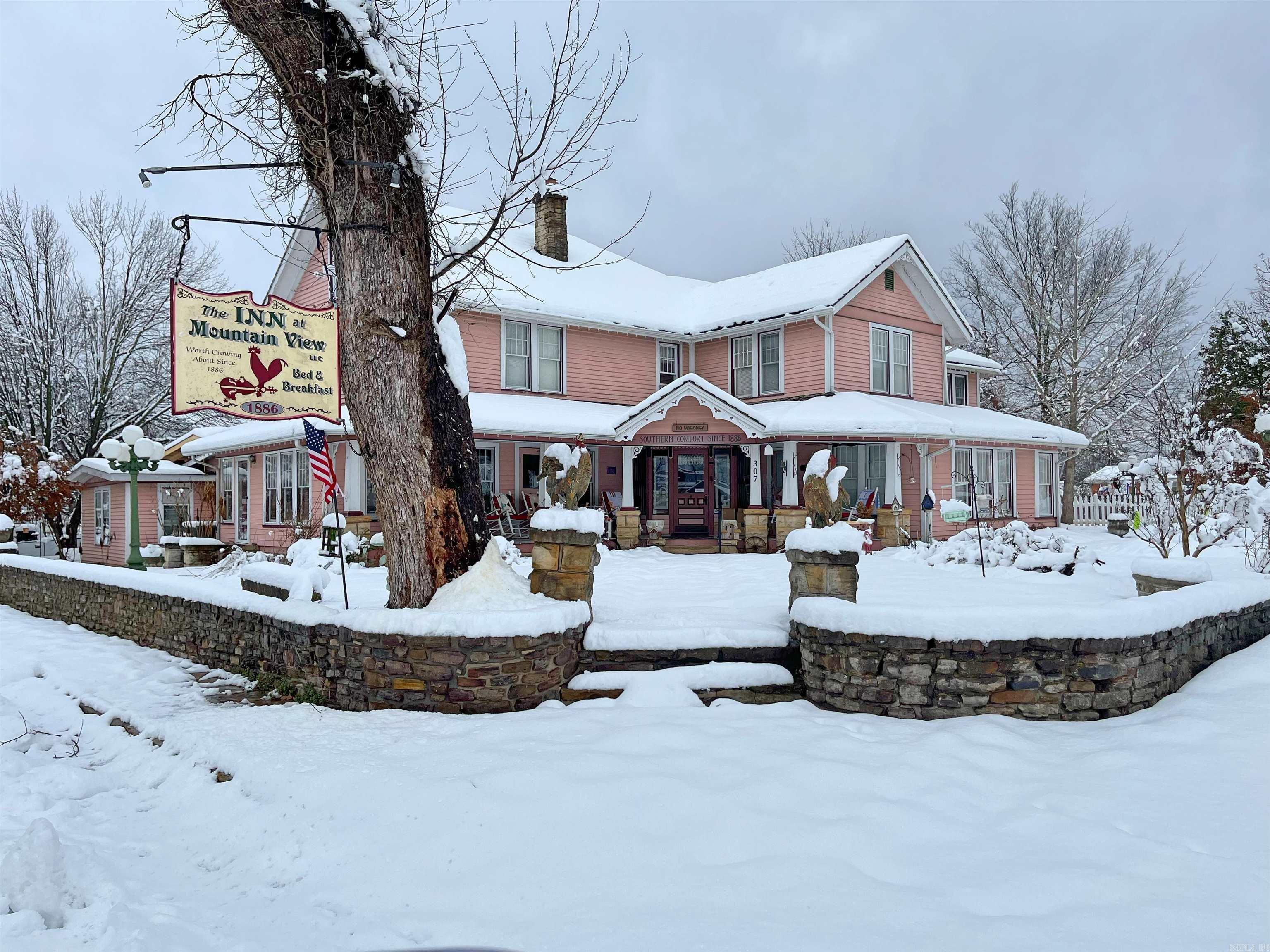 307 W Washington St.  Mountain View, AR