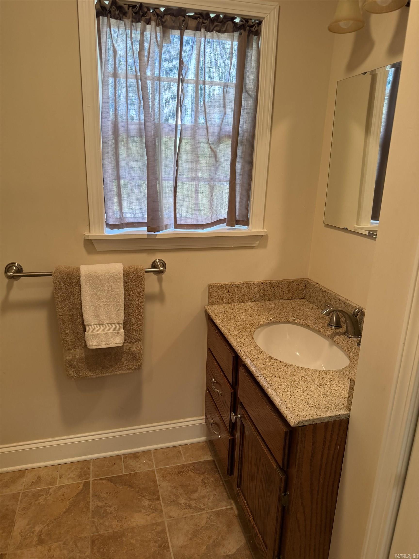 218 Brewer  Mountain View, AR