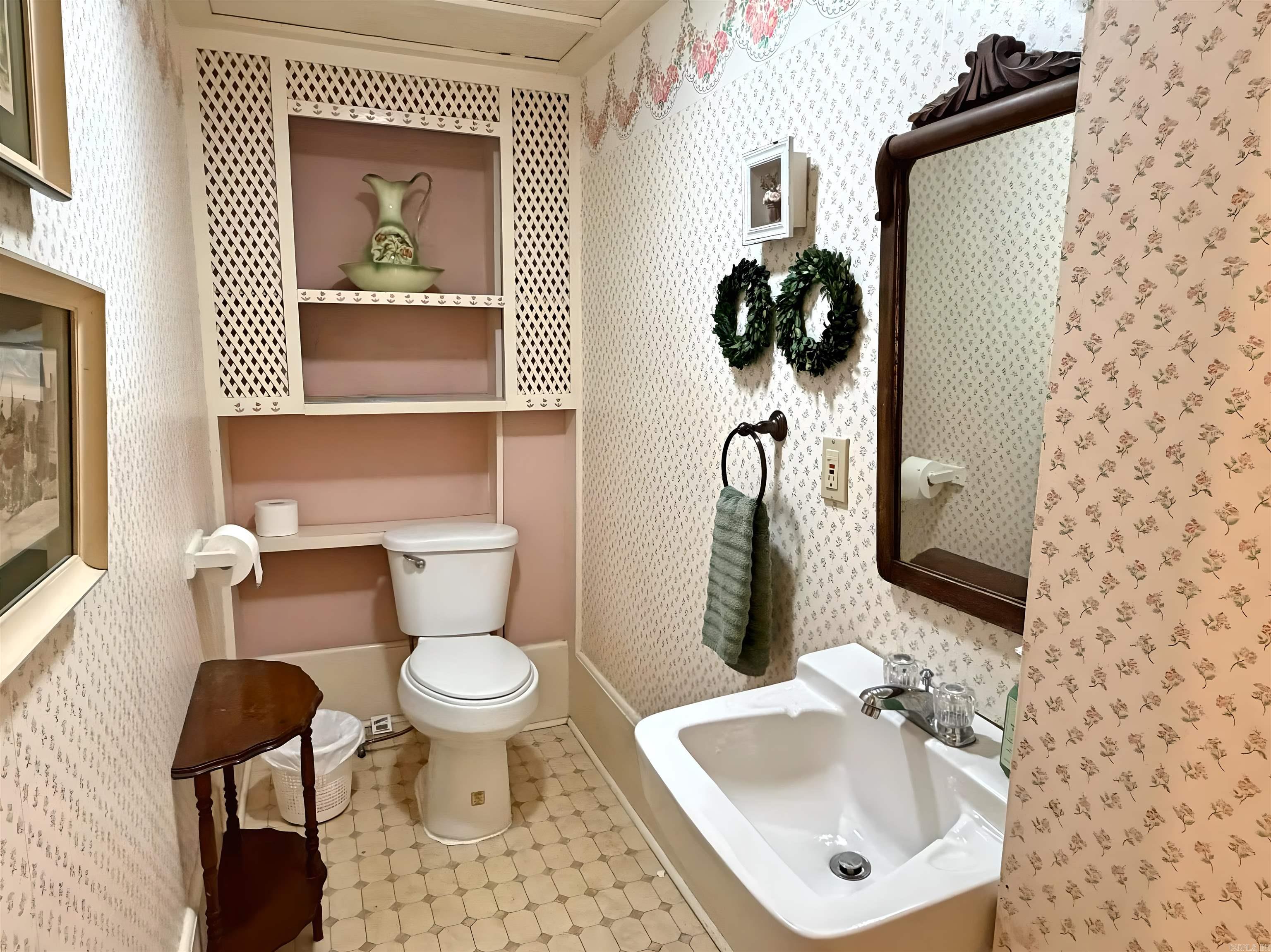 307 W. Washington St.  Mountain View, AR