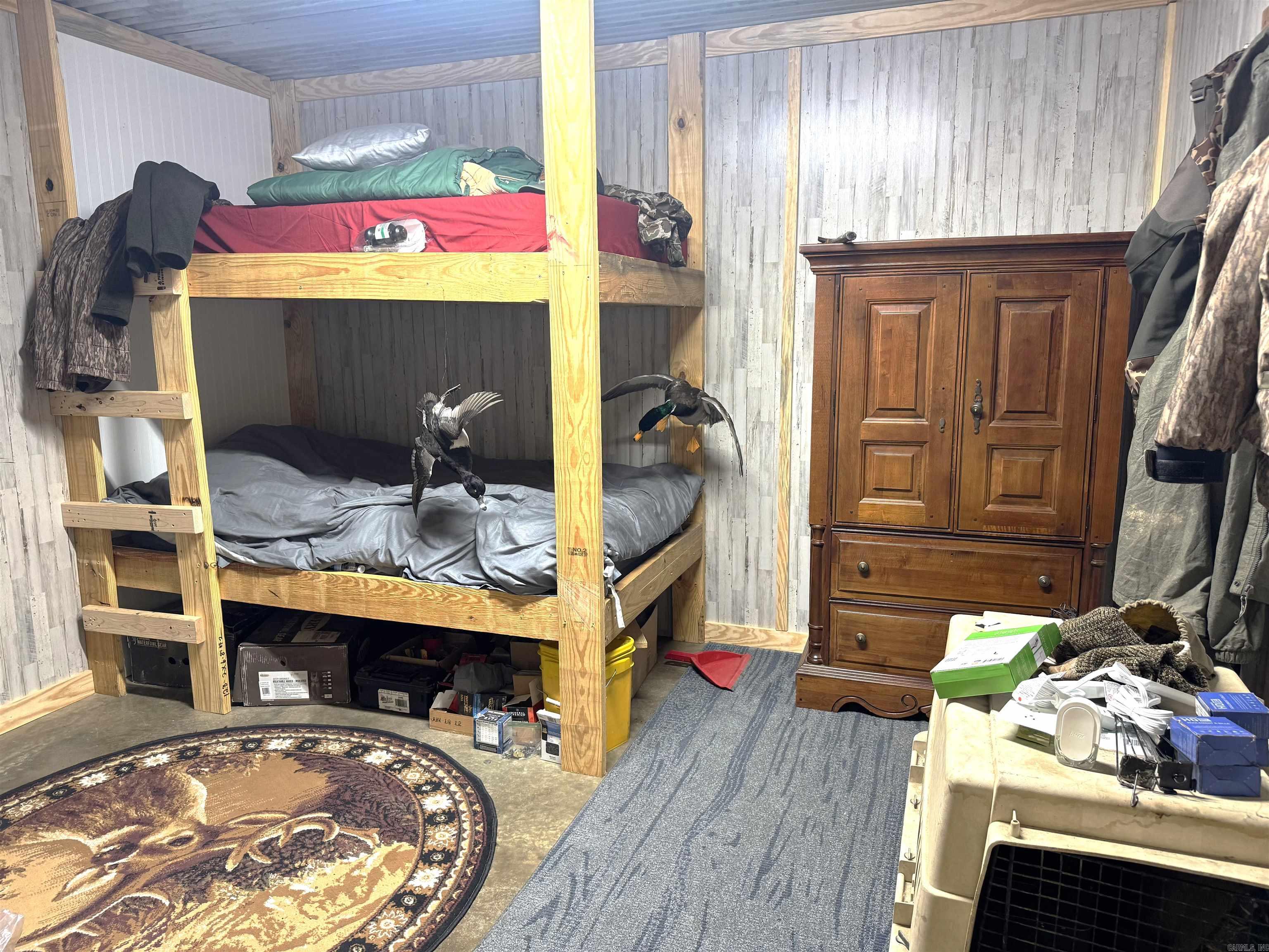 216 W LInden St  Hickory Ridge, AR