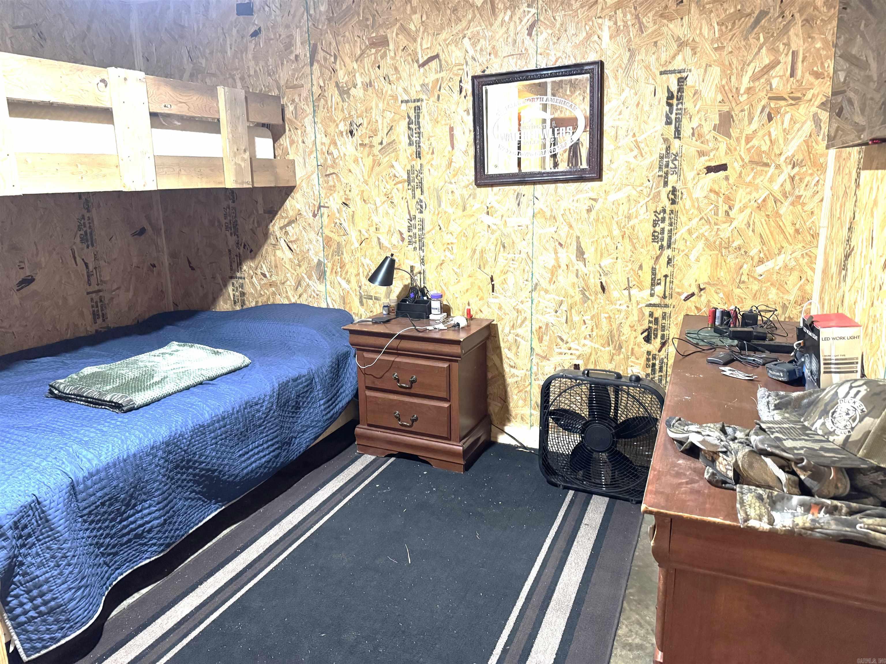 216 W LInden St  Hickory Ridge, AR