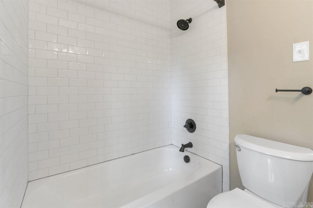 9914 Pinnacle  Little Rock, AR