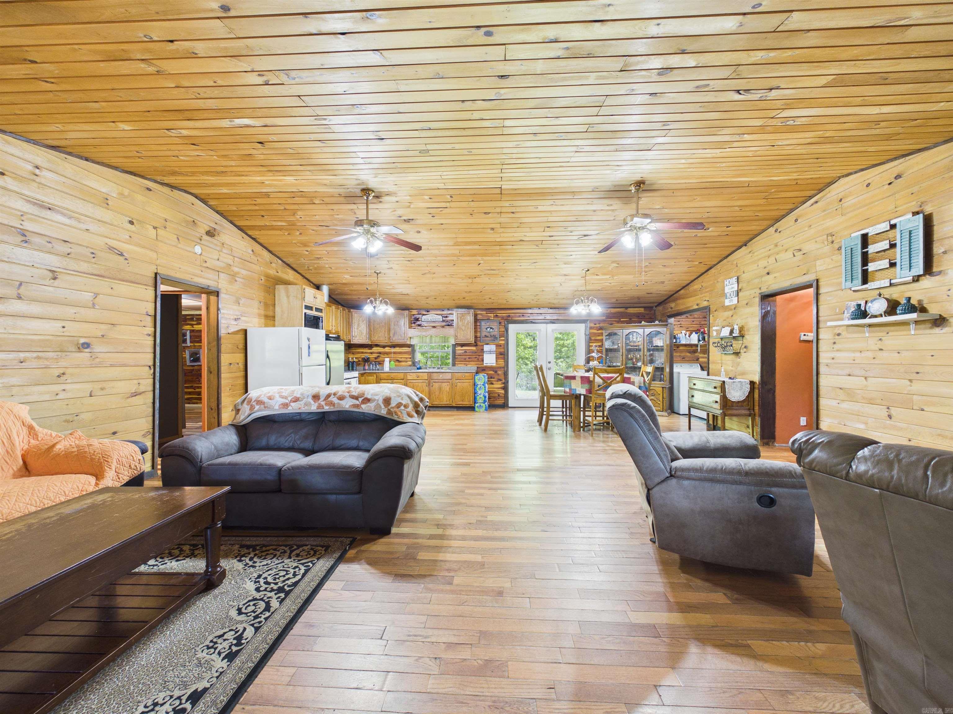 29 Bunch Ln  Cave City, AR