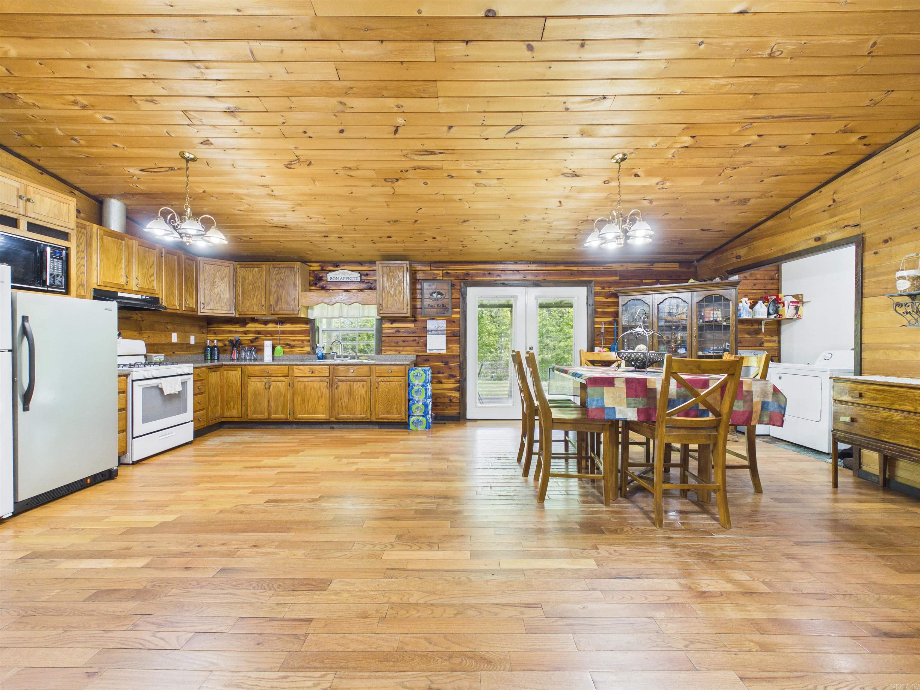 29 Bunch Ln  Cave City, AR