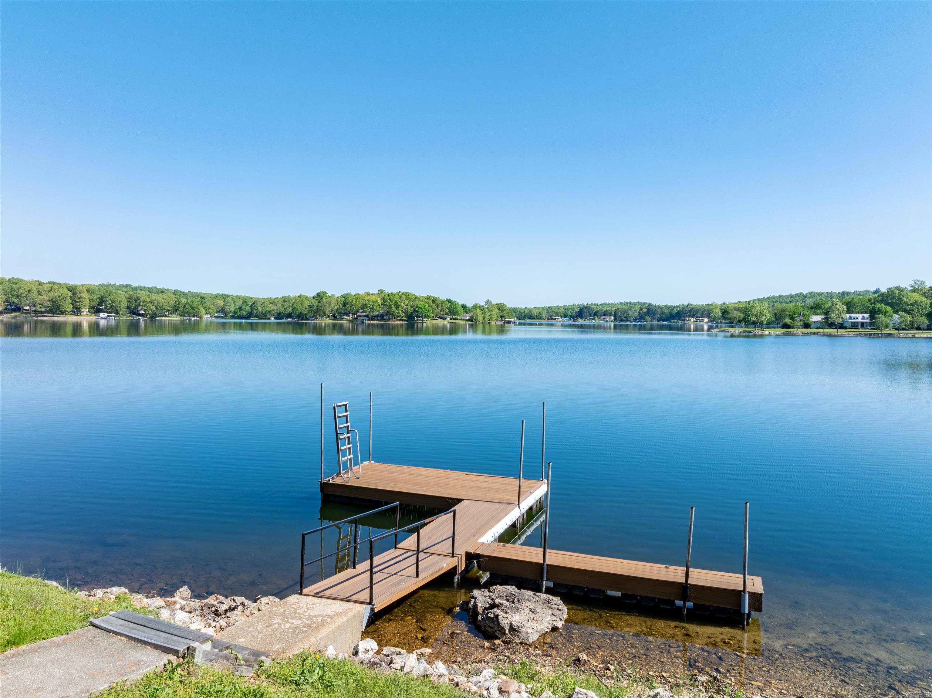 1801 Iris Cir  Horseshoe Bend, AR