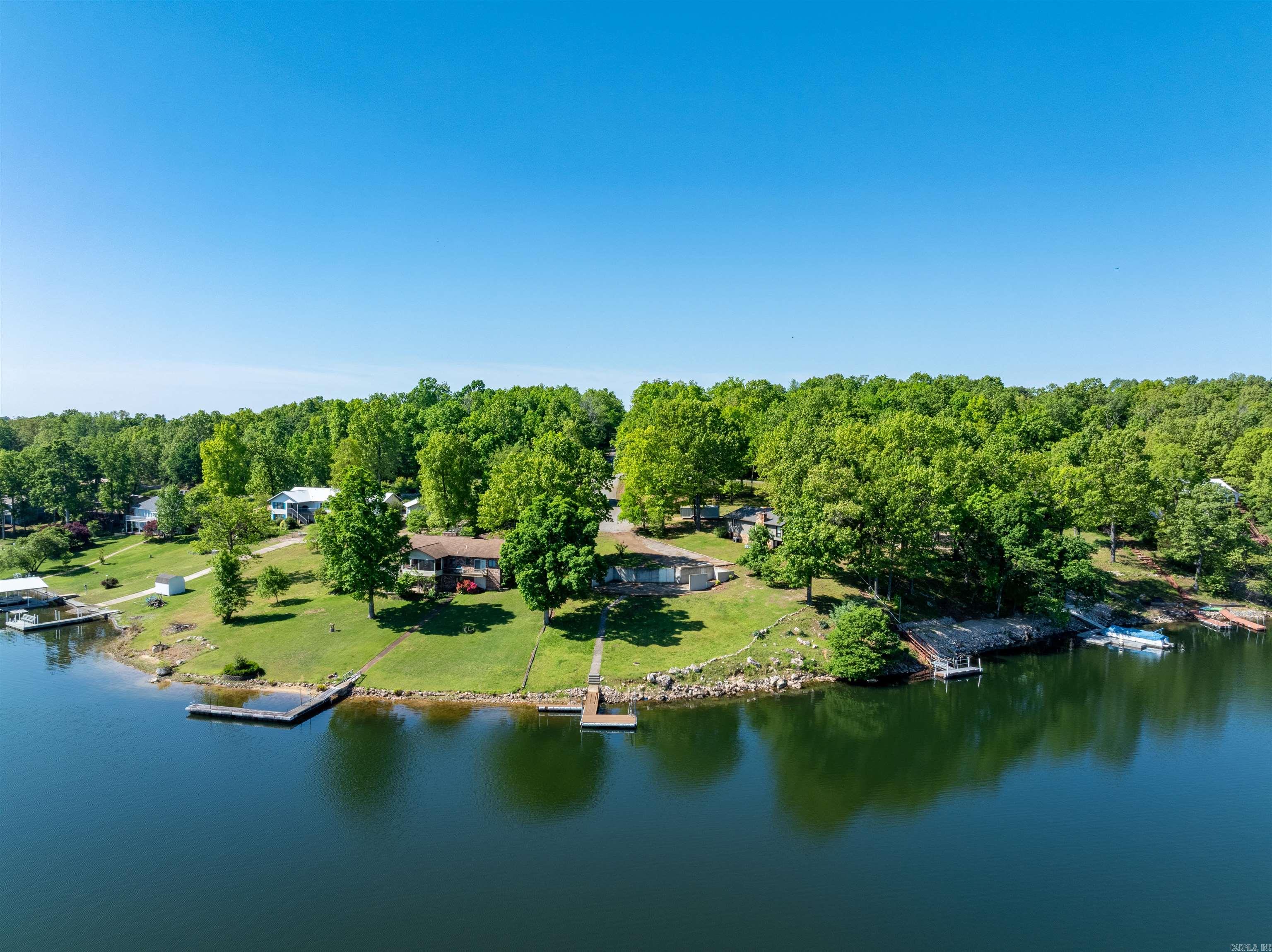 1801 Iris Cir  Horseshoe Bend, AR