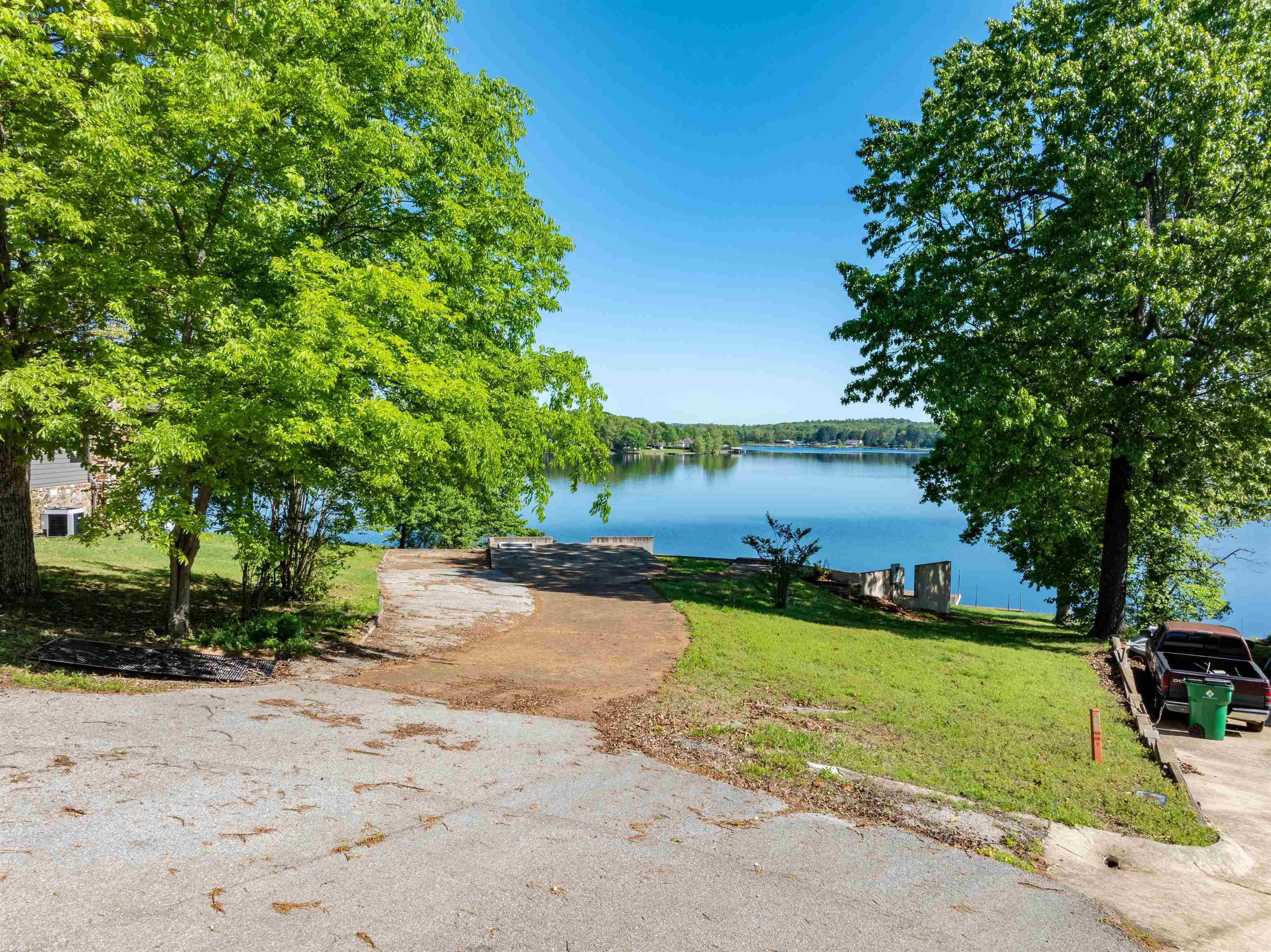 1801 Iris Cir  Horseshoe Bend, AR