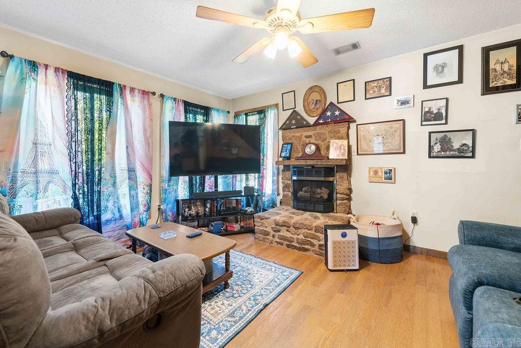 30 JACKSON  Higden, AR