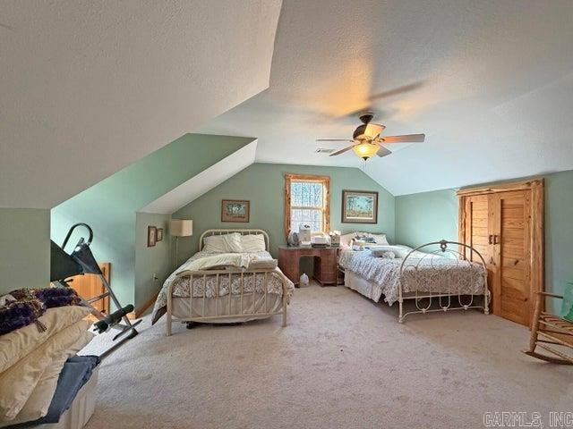 1520 Mountain View Road  Locust Grove, AR