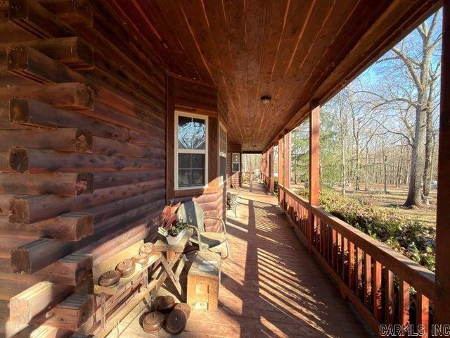 1520 Mountain View Road  Locust Grove, AR