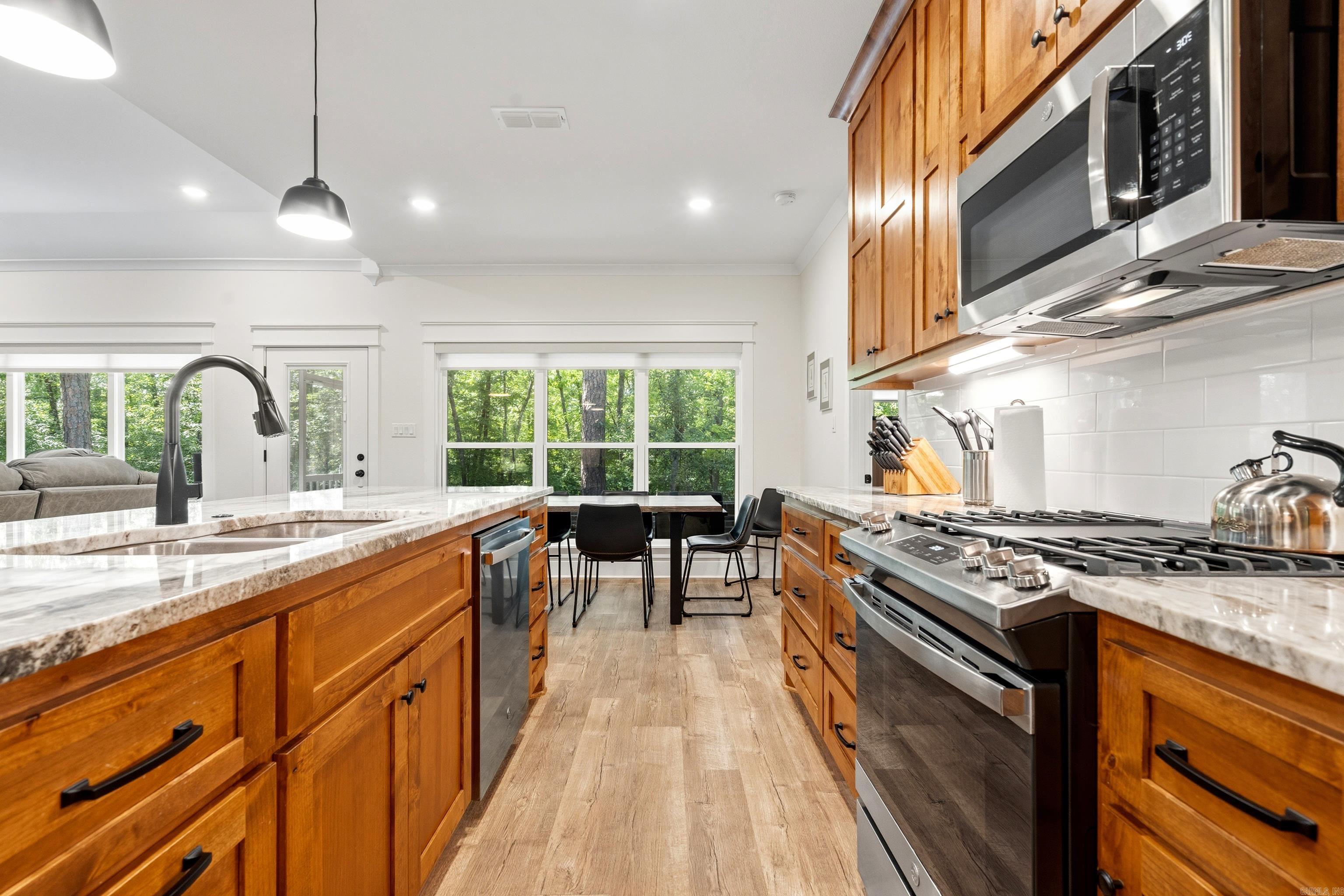 22 Estrella  Hot Springs Village, AR