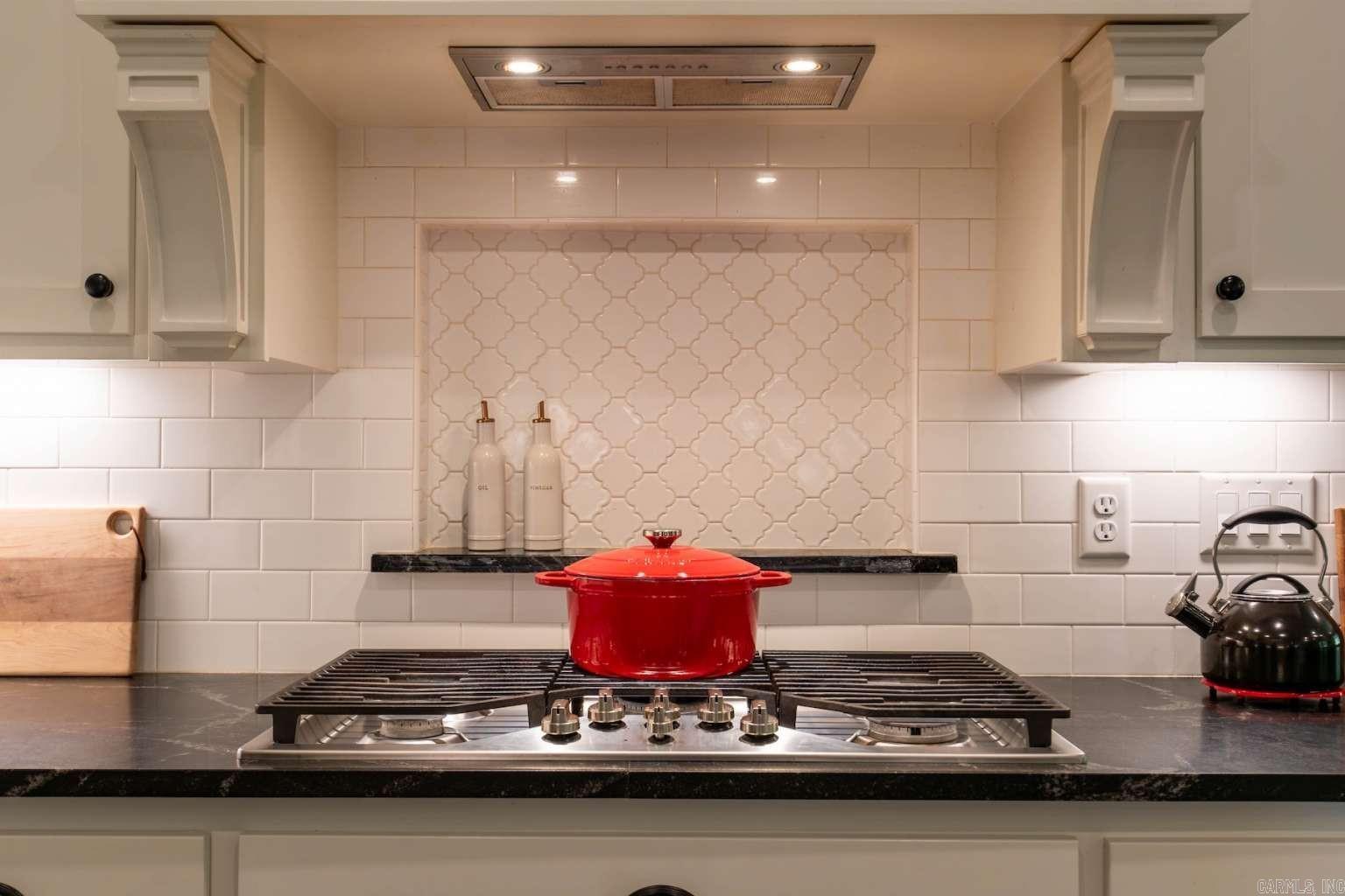 49 Goshen Valley  Mayflower, AR