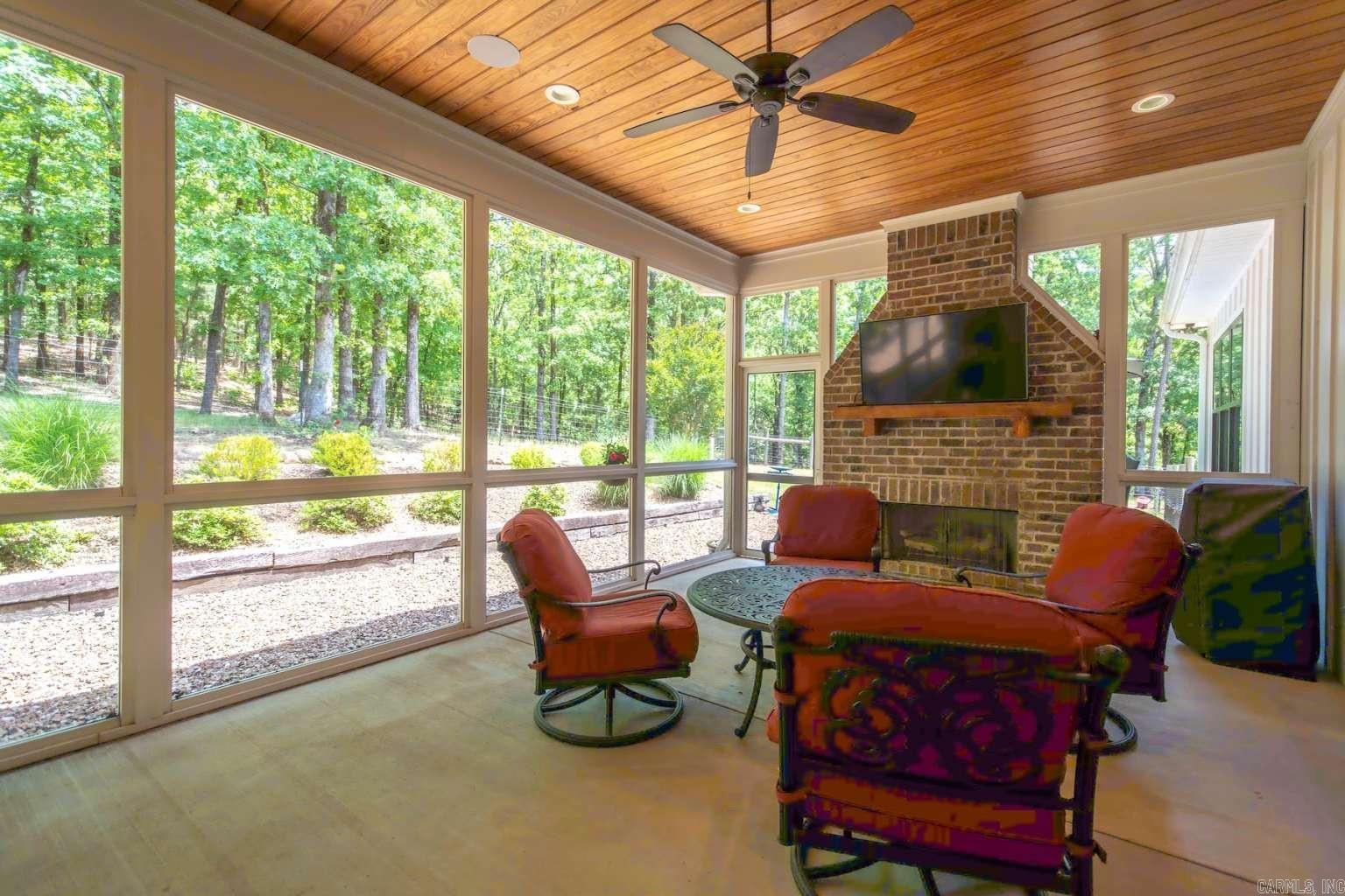 49 Goshen Valley  Mayflower, AR