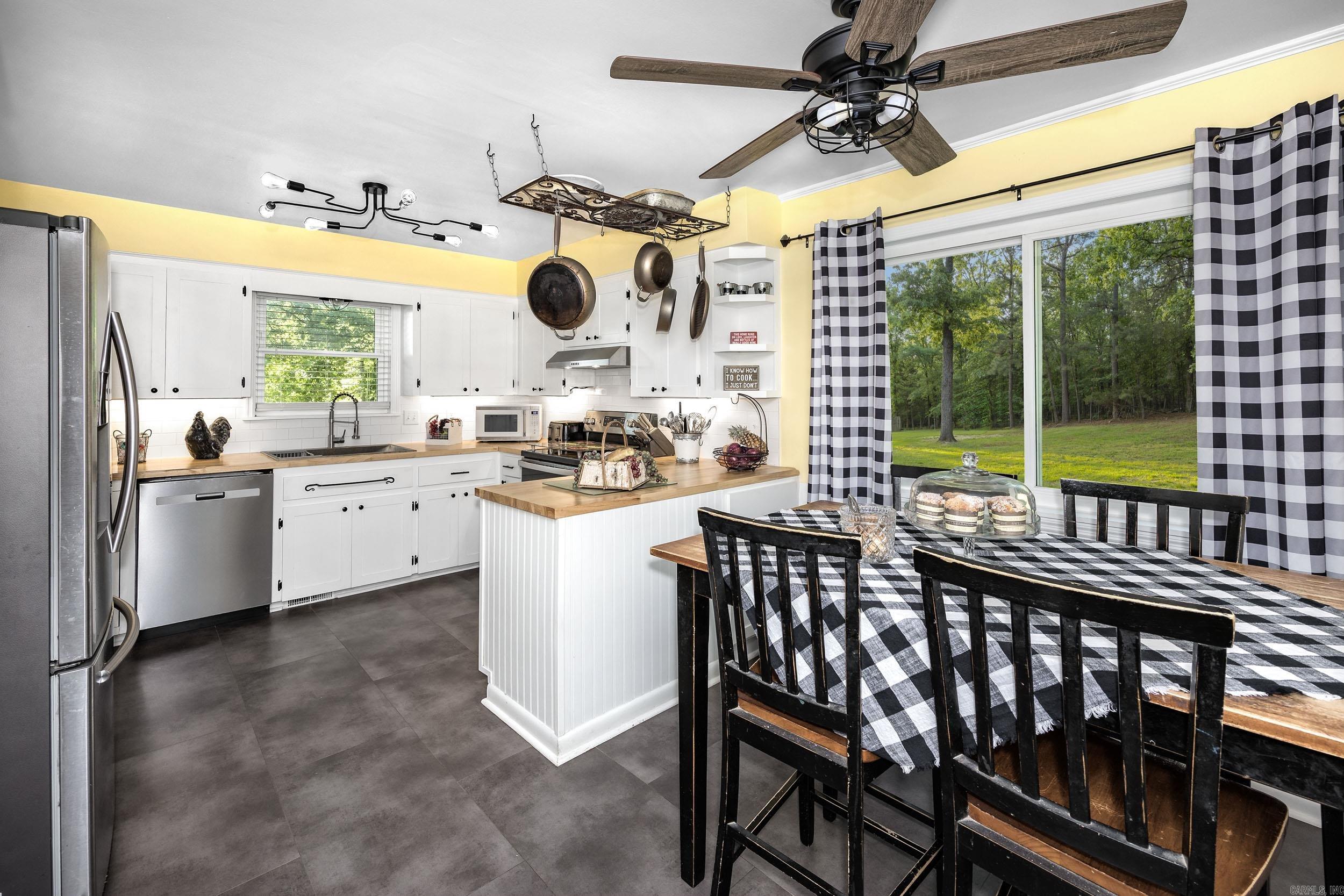 15 Shady Ln  Jacksonville, AR