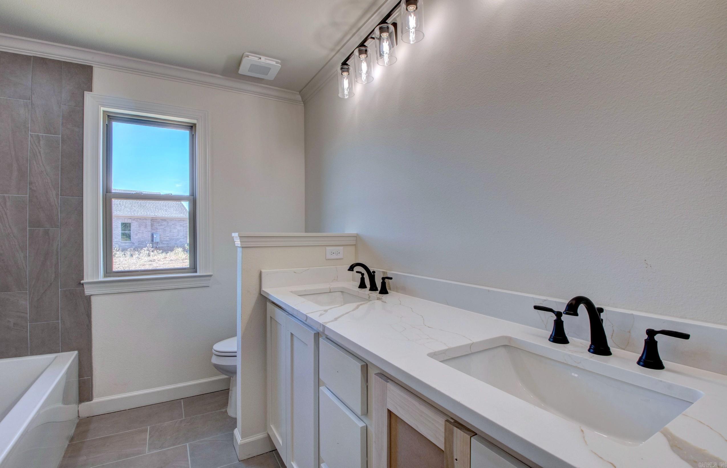 520 Corondelet  Maumelle, AR