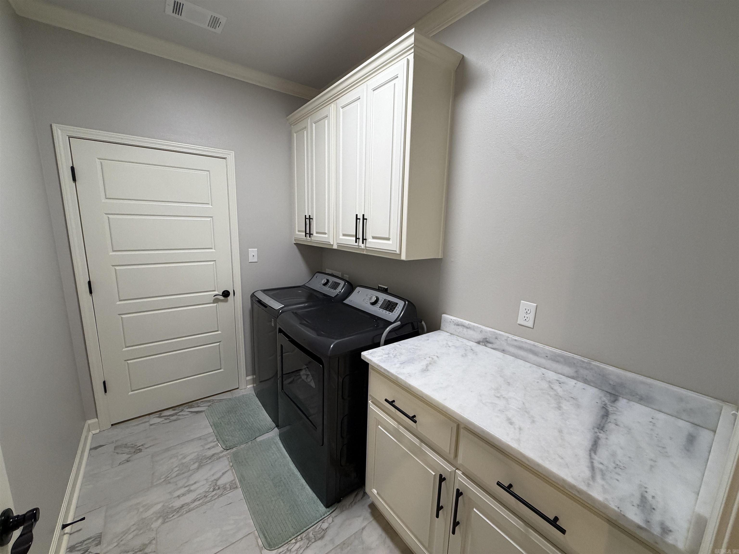 3401 Village East  North Little Rock, AR