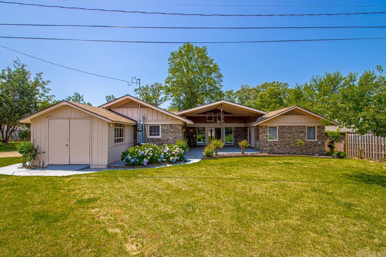 1209 Silverwood Trail  North Little Rock, AR