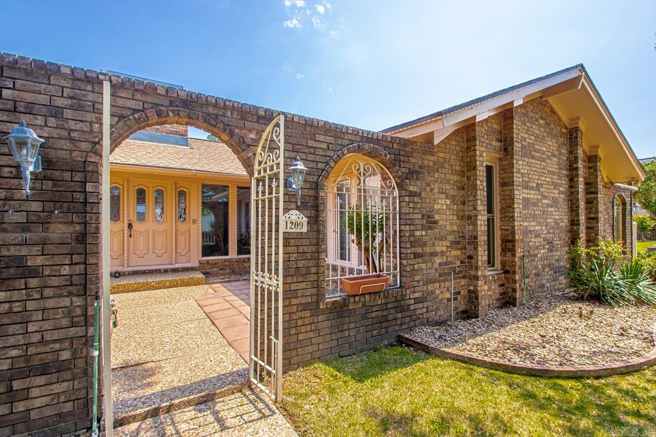 1209 Silverwood Trail  North Little Rock, AR