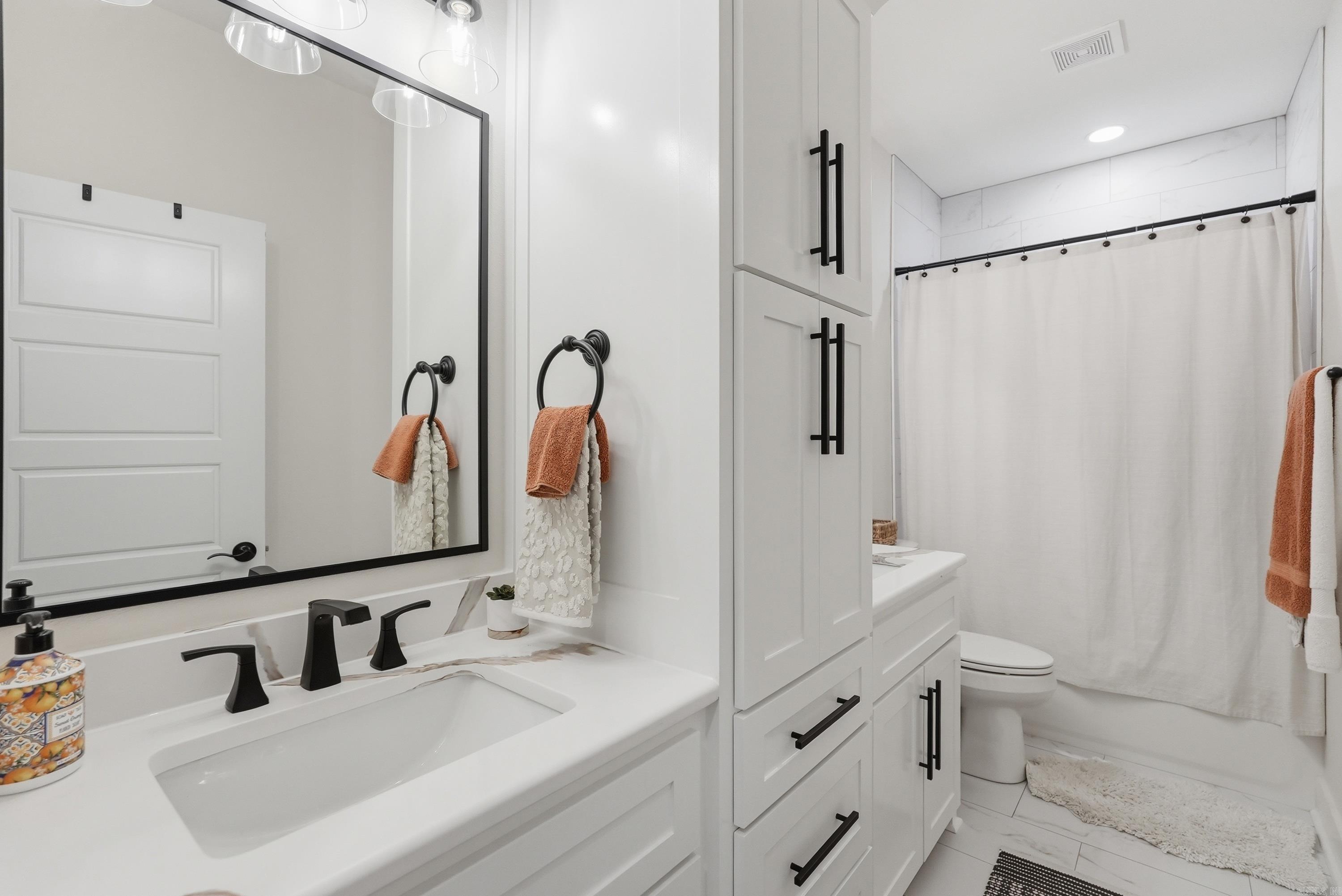 105 Sycamore Springs  Conway, AR