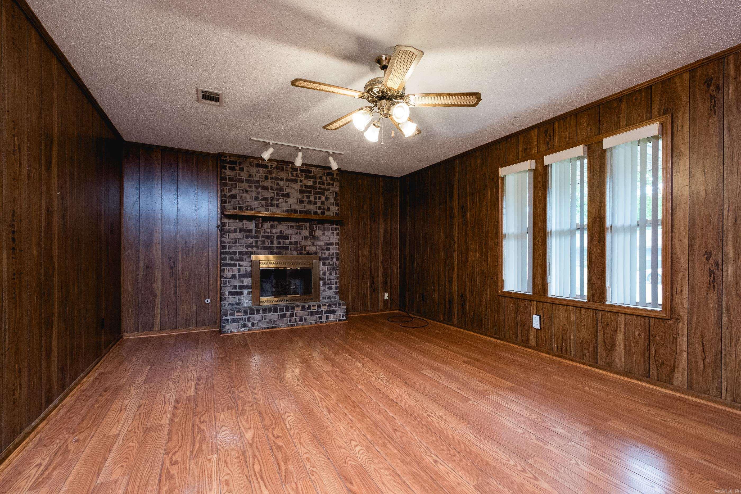 14106 Ridgewood  Little Rock, AR