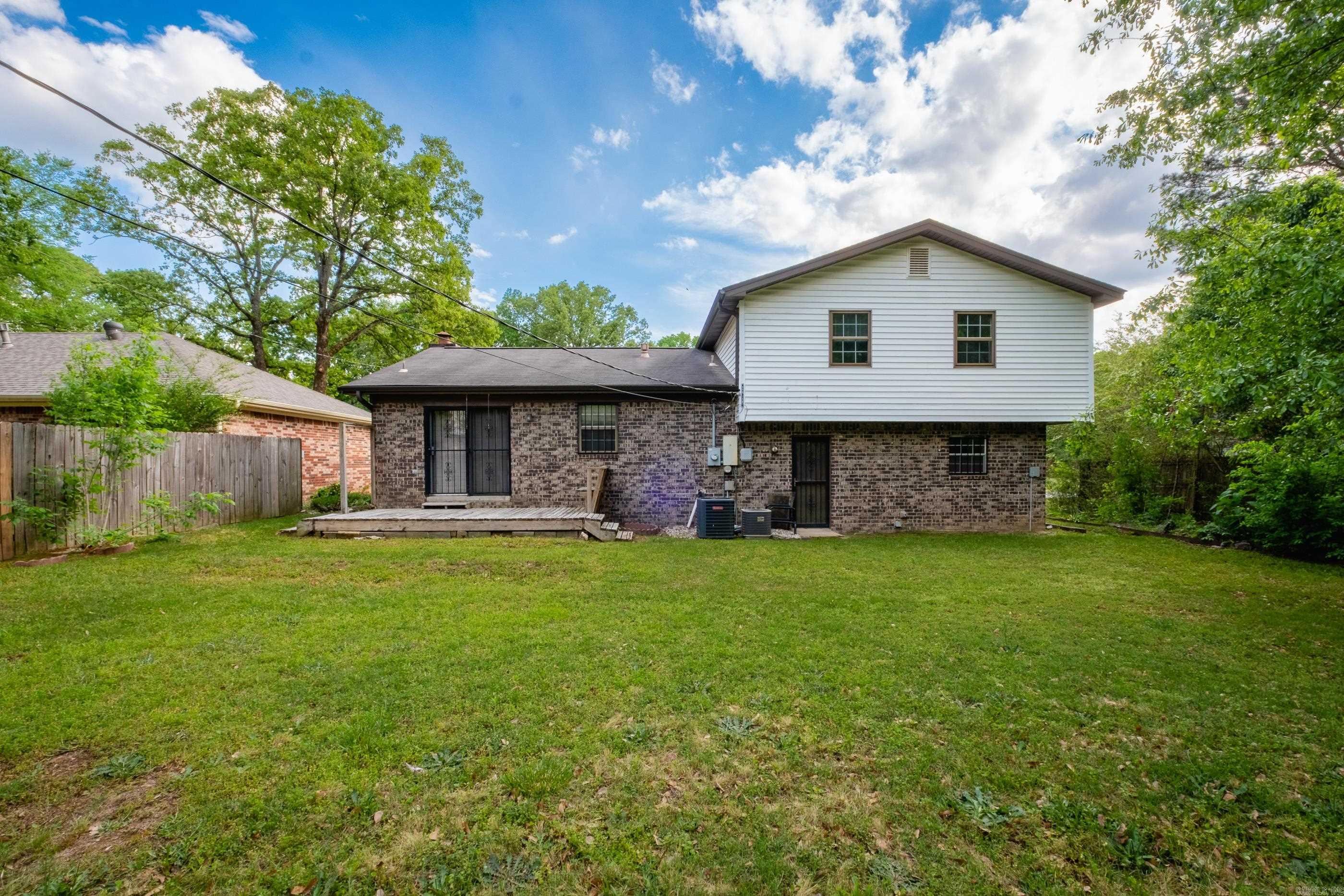 14106 Ridgewood  Little Rock, AR