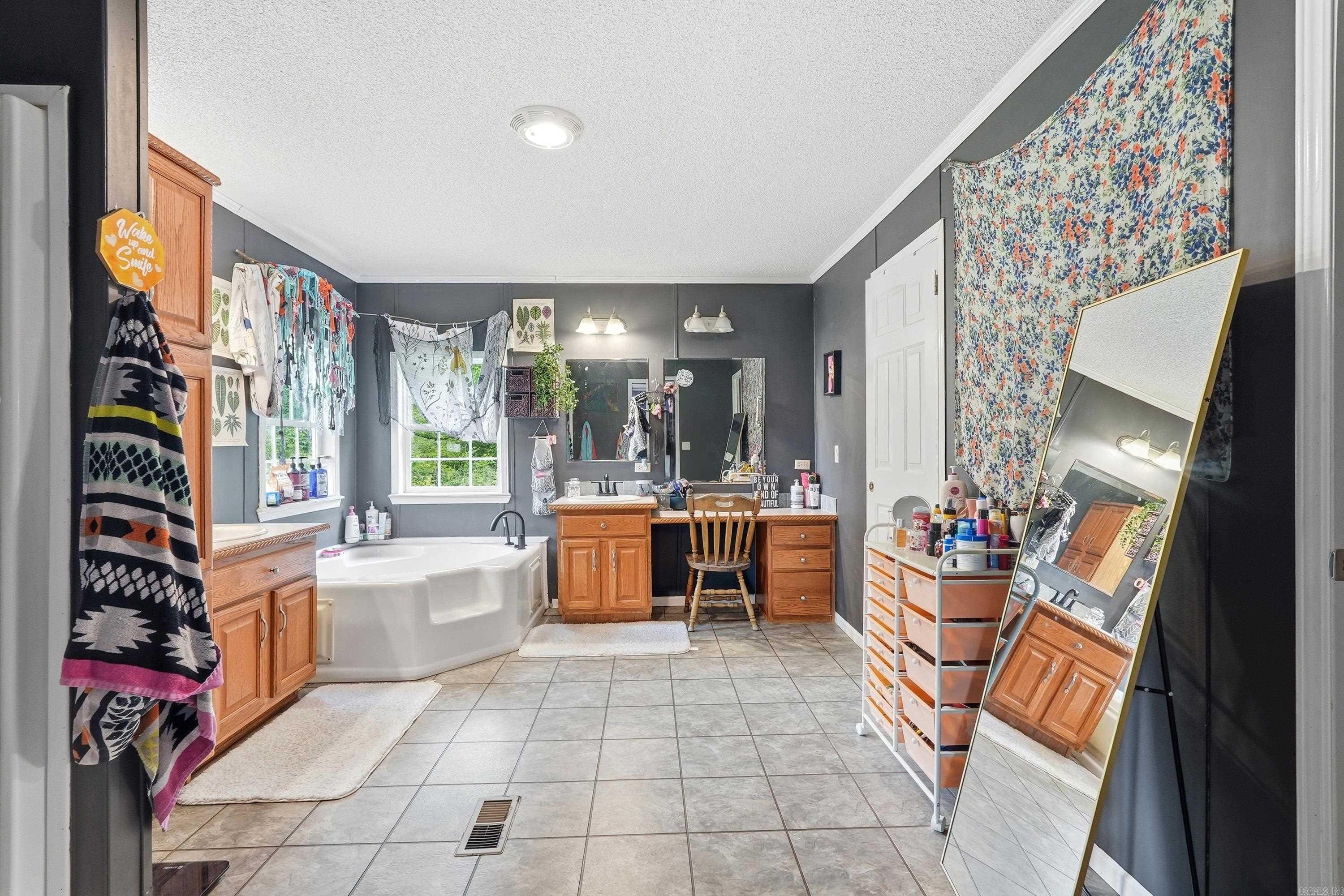 176 Austin  El Paso, AR