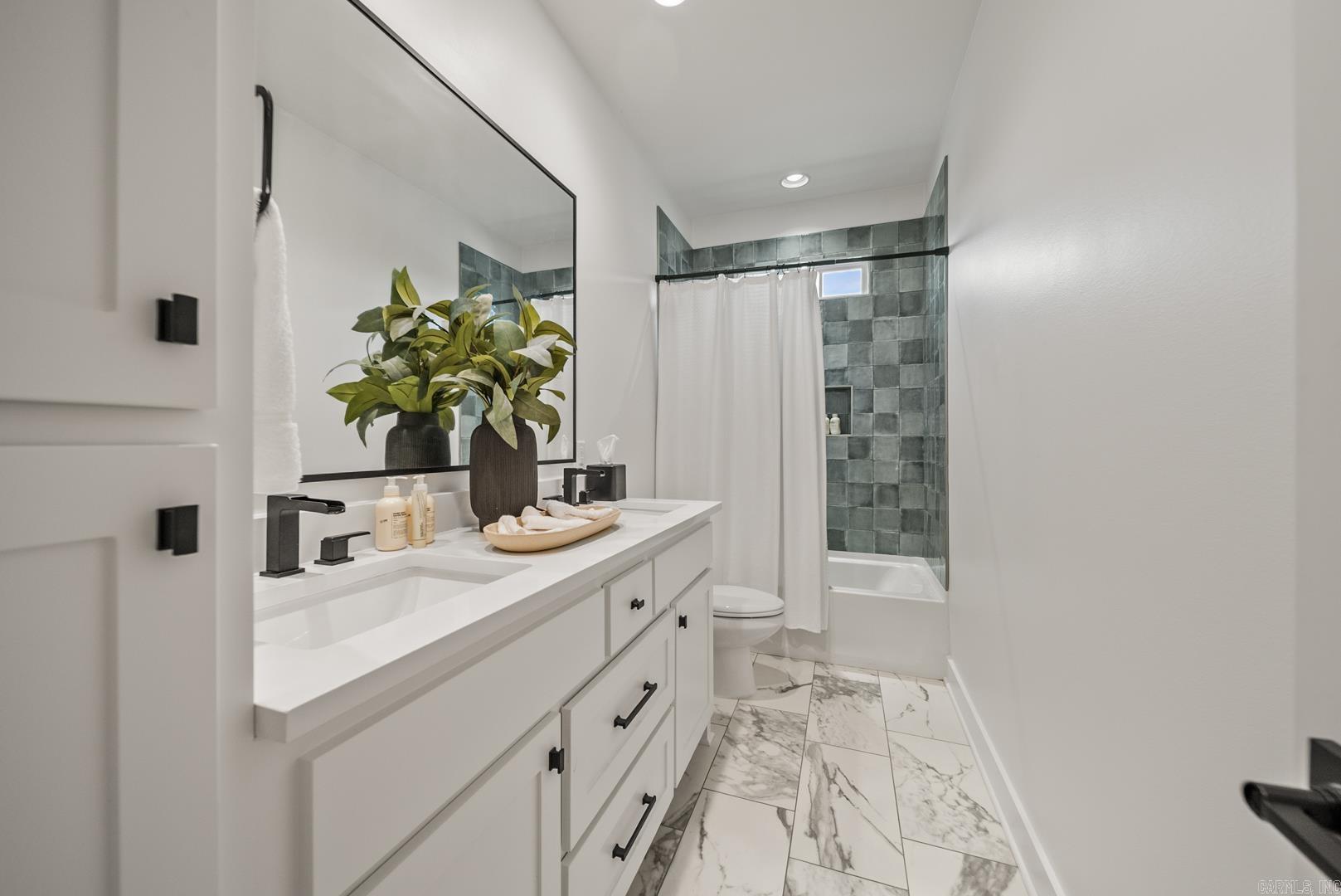 1712 N Polk Street  Little Rock, AR