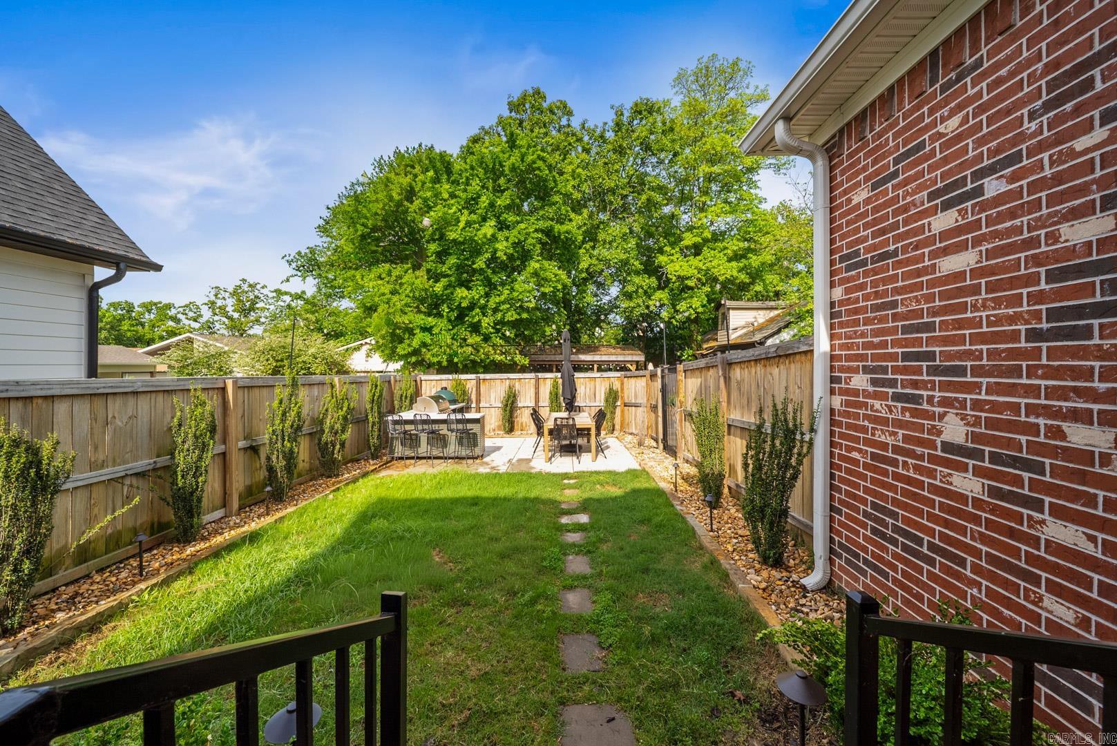 1712 N Polk Street  Little Rock, AR