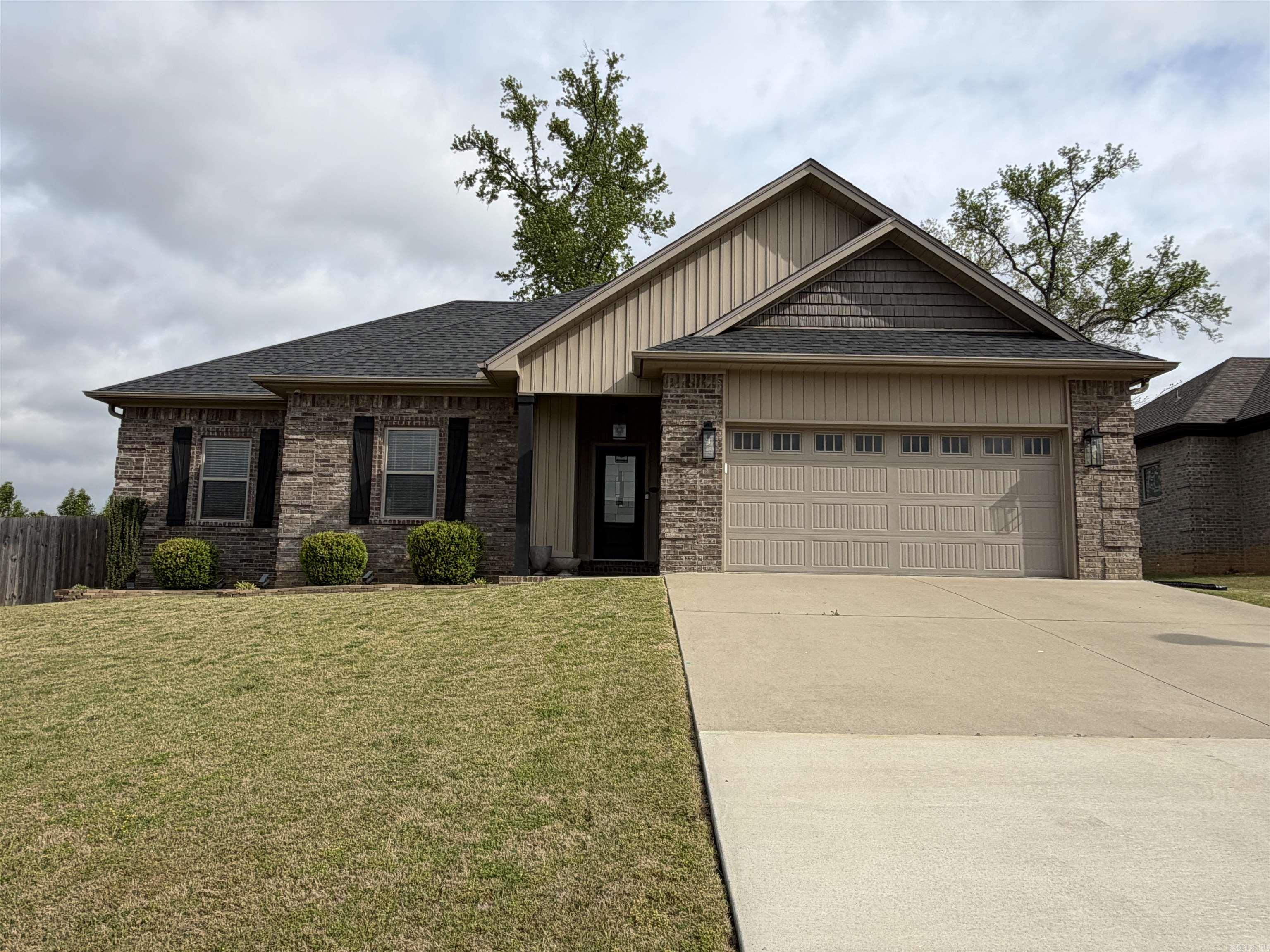 787 Mango  Austin, AR